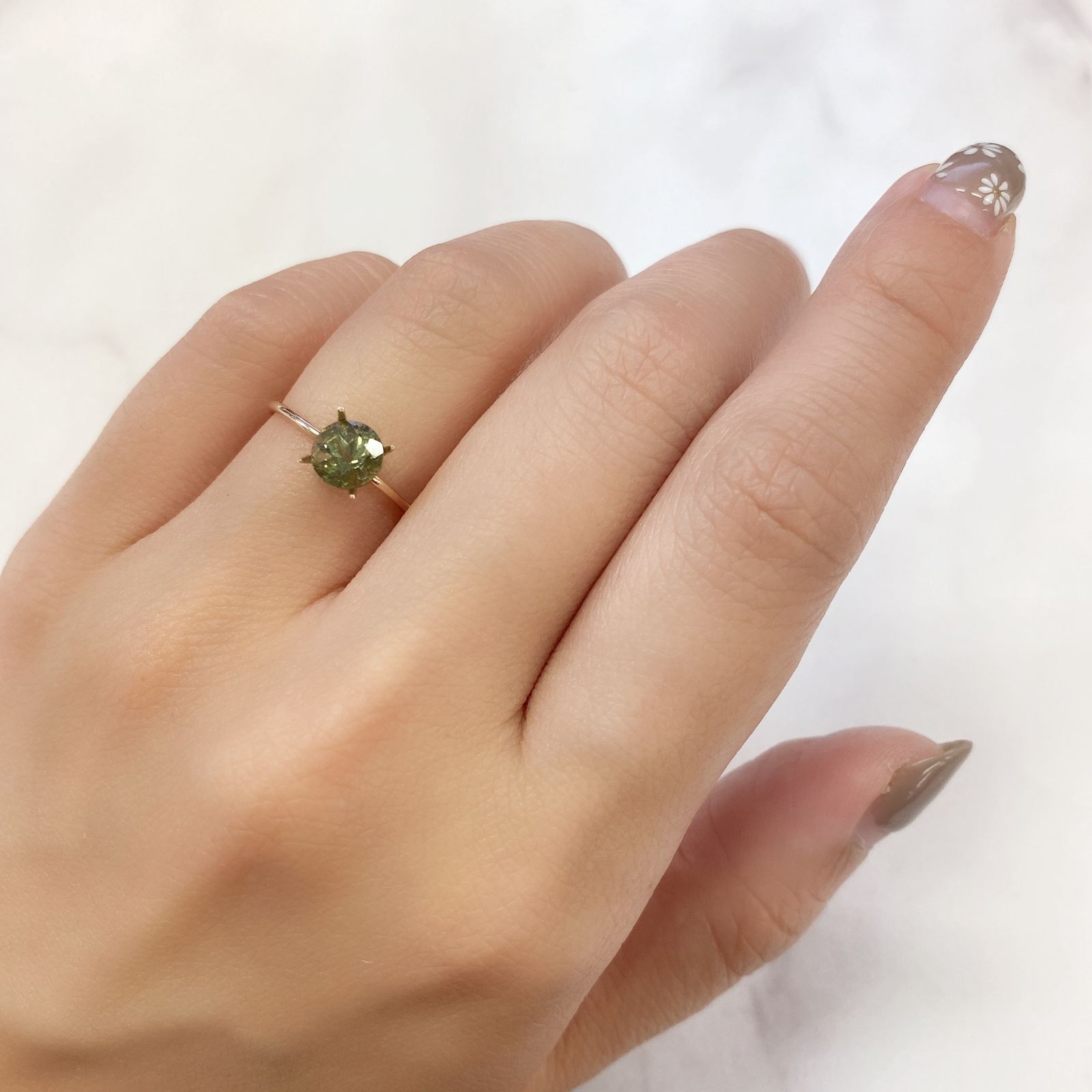 ルドウィジャイトインペリドット(宝石名ルドウィジャイトインペリドット) パキスタン産 1.09ct 識別済[211013501]6.1×6.1mm前後