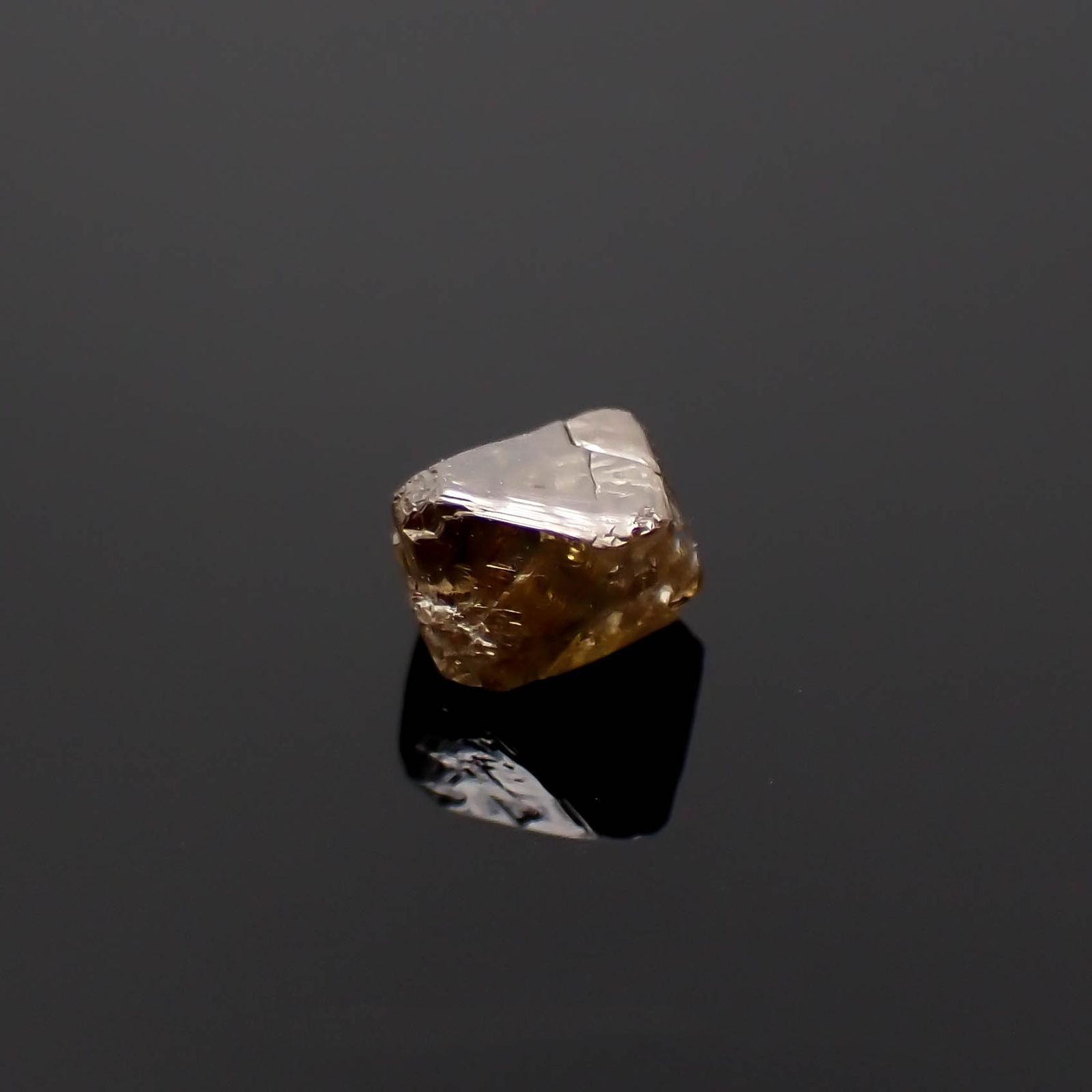 ソーヤブルダイヤモンド原石 0.49ct[230119762]4.8x4.6mm前後