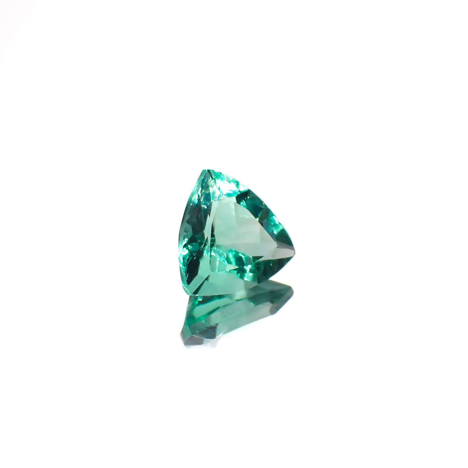 フローライト フルオレッセンス イギリス・ロジャリー鉱山産 3.51ct[230522144]10x10mm前後
