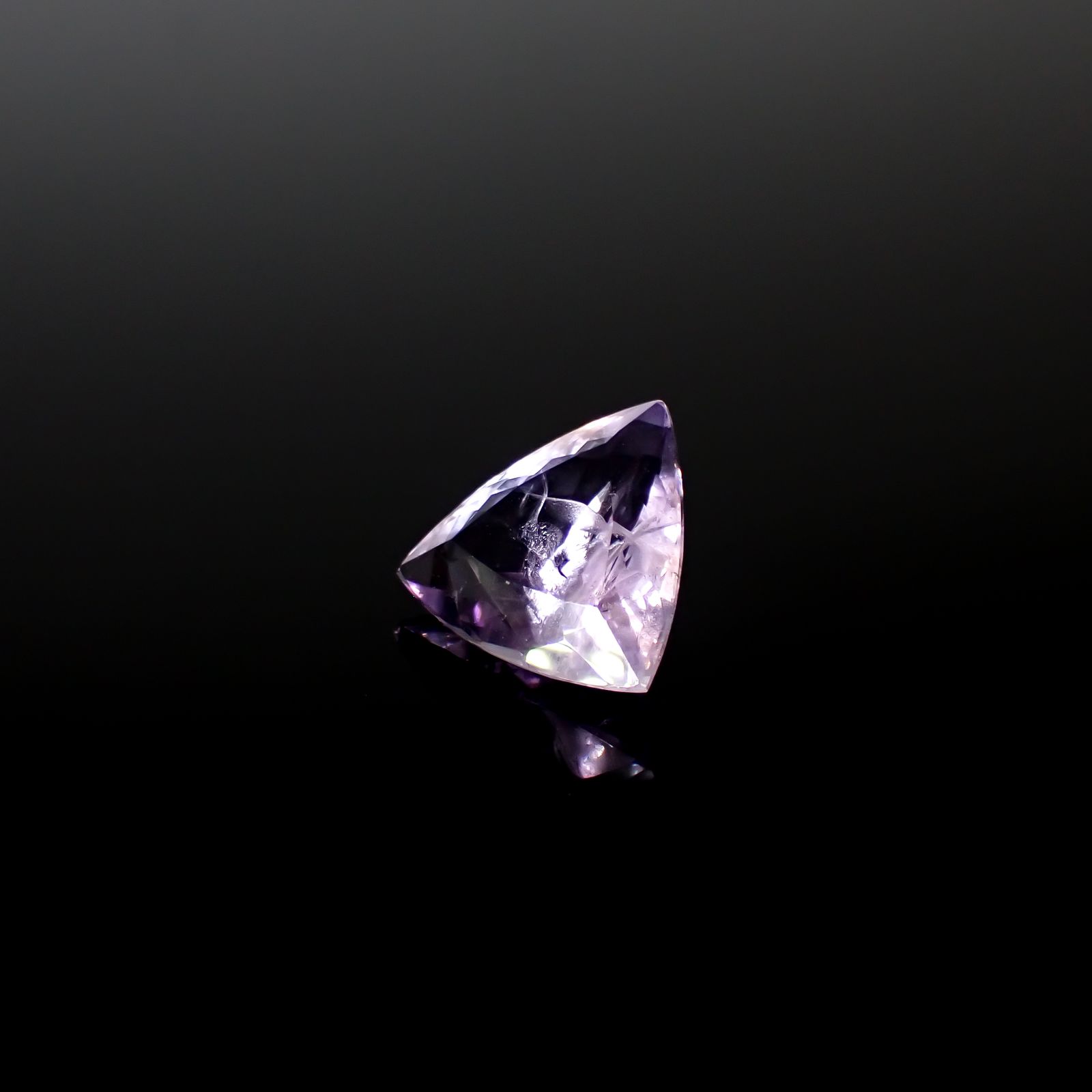 ロマネサイトインアメジスト ブラジル産 5.79ct[240928835]13.4x13.5mm前後