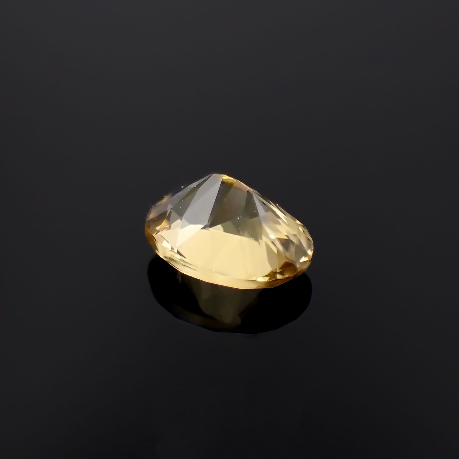 シンハライト(宝石名シンハライト)スリランカ産 識別済 1.19ct / 7.4x5.6mm前後 [260419706]
