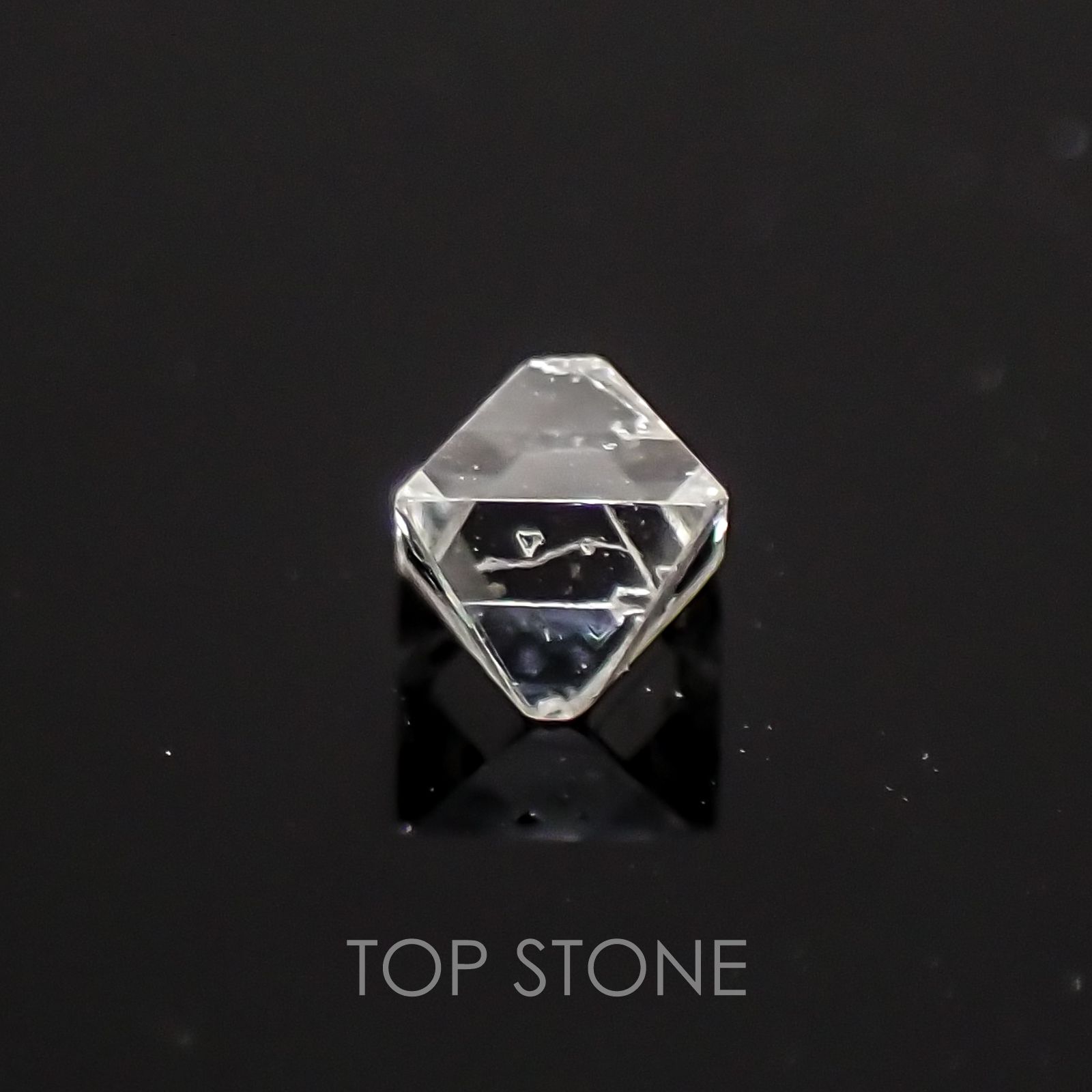 ソーヤブルダイヤモンド 原石 ロシア産 ルース 0.049ct[210310112]2.5×2mm前後