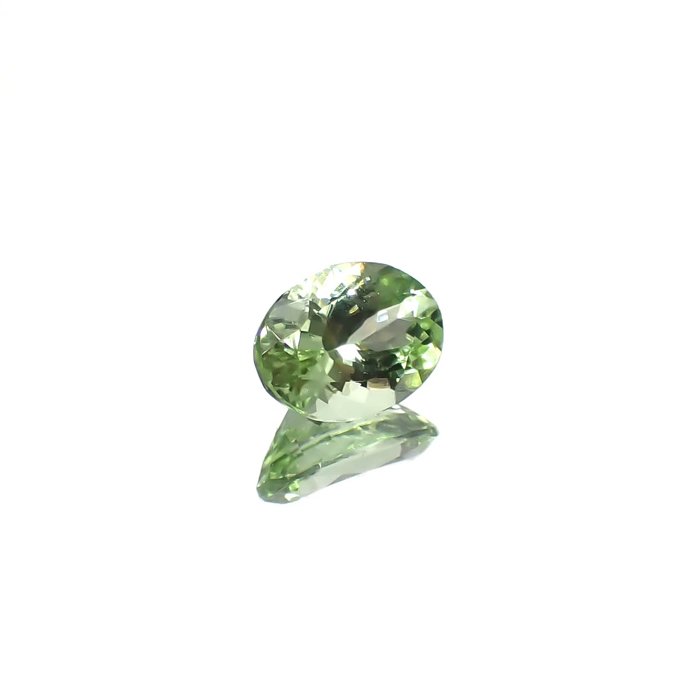 ペリドット(宝石名ペリドット)パキスタン/ノルウェー産 1.317ct ソ付(彩珠)[240728517]8x6.1mm前後