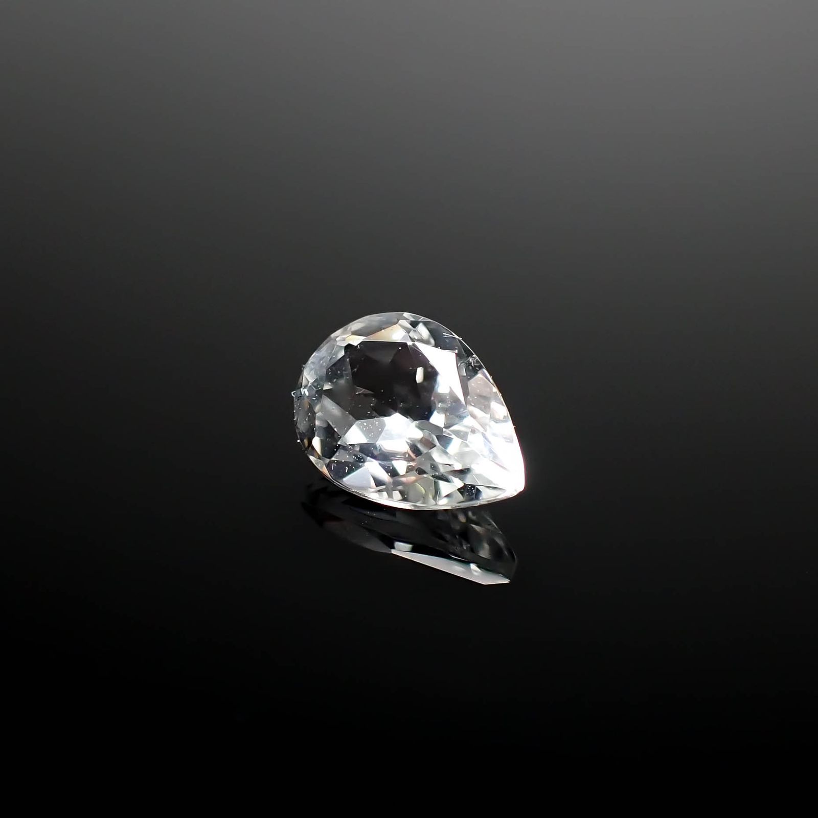 ゴッシェナイト パキスタン・ヒマラヤ産 0.58ct[240527453]7.1x5mm前後