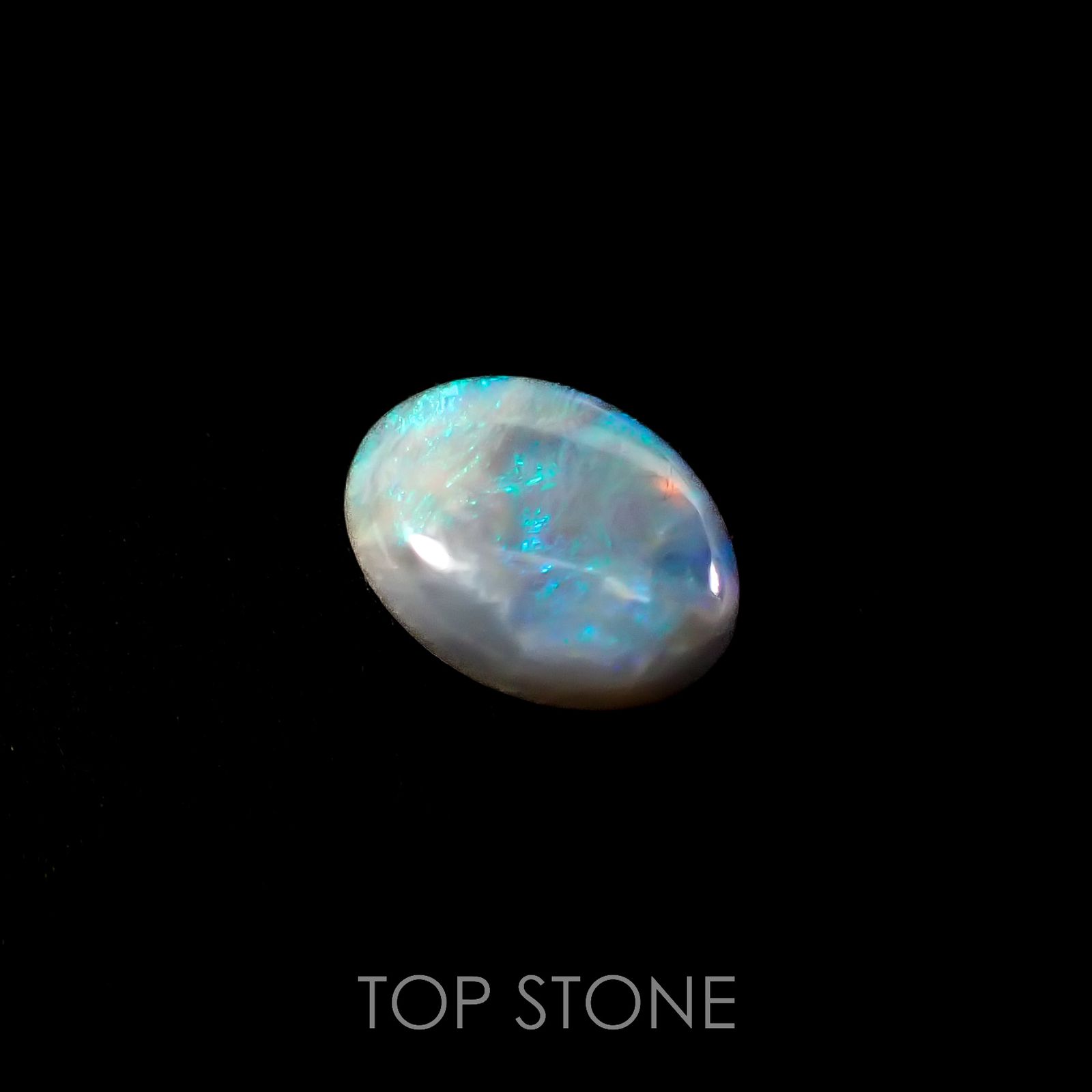 ブラックオパール(宝石名ブラック・オパール)オーストラリア産 0.42ct 識別済[220717010]7x5.3mm前後