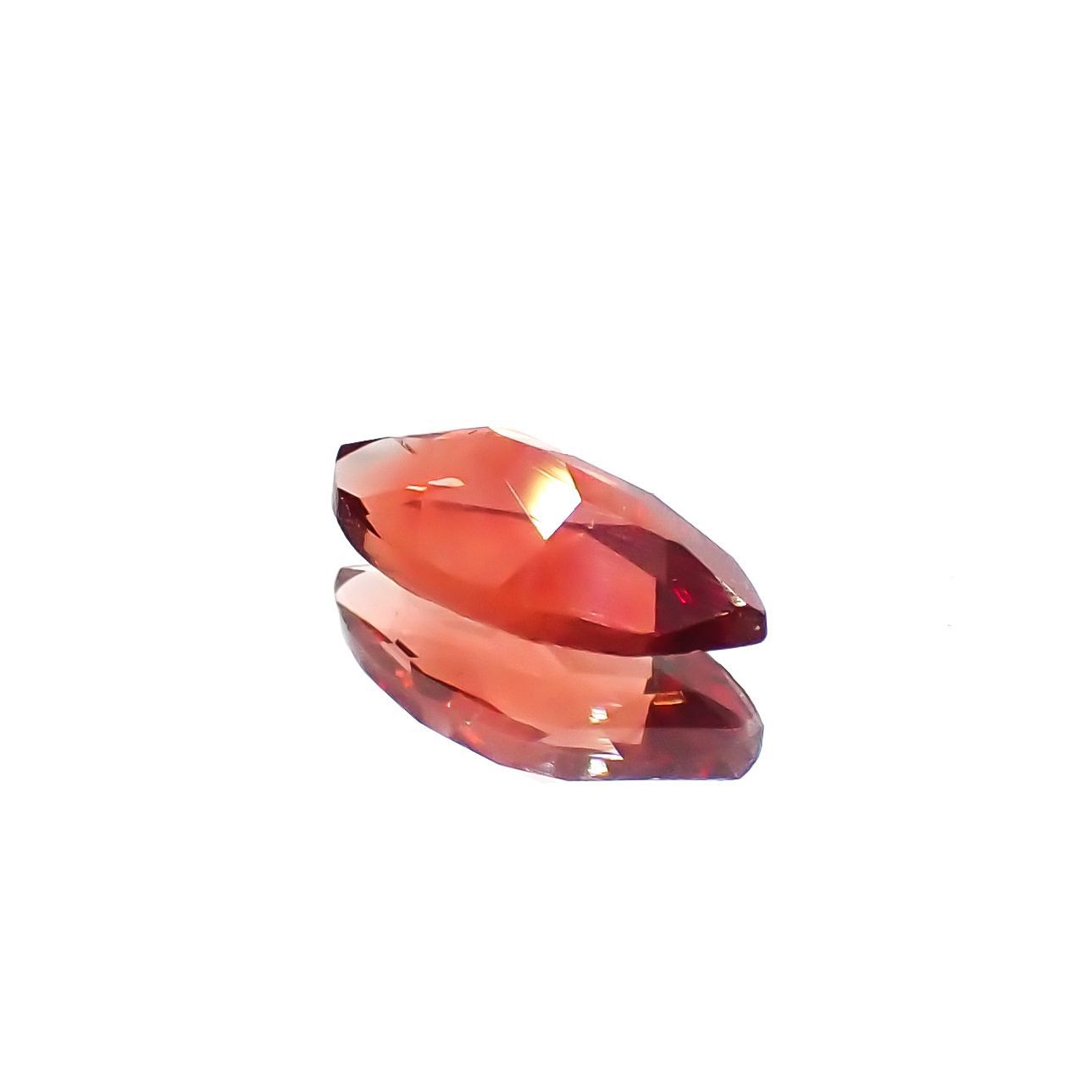 レッドラブラドライト(宝石名ラブラドライト)エチオピア産 0.48ct 識別済[230119967]8.1x4.1mm前後