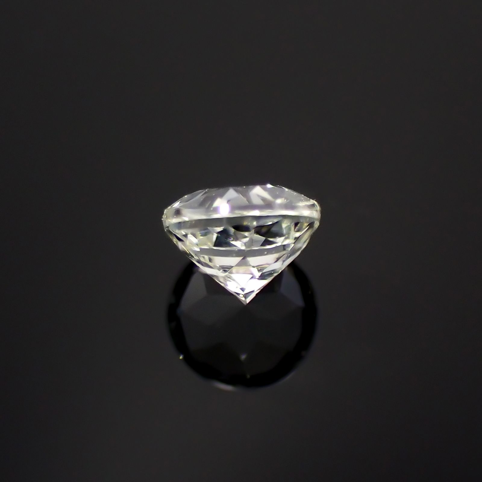 リューコガーネット ビルマ産 0.16ct[230421417]3.1x3.1mm前後
