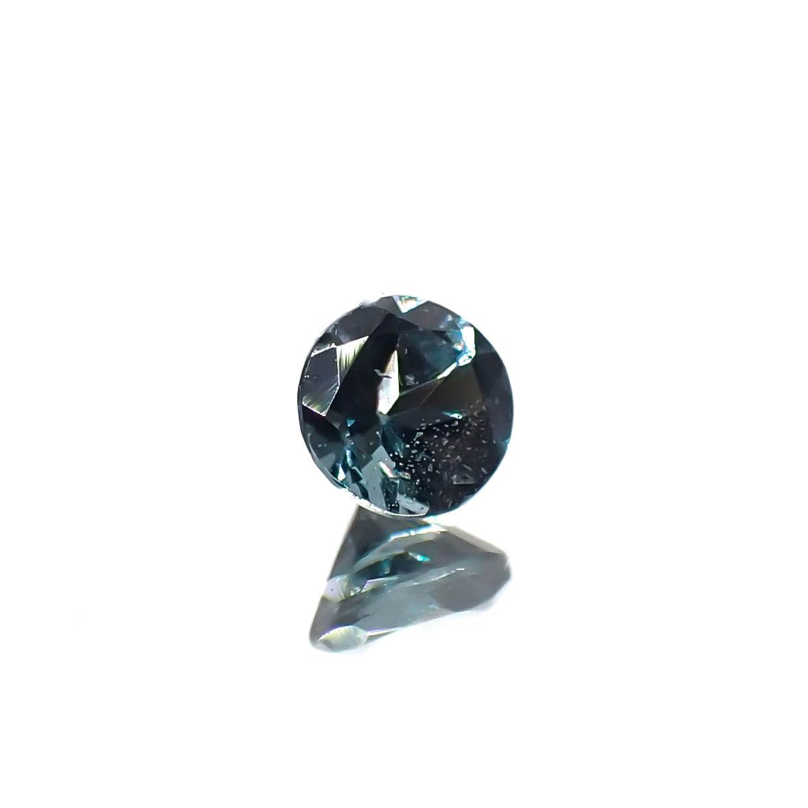 カラーチェンジガーネット アレキタイプ マダガスカル・ベキリー産 0.23ct[231224759]3.5x3.5mm前後