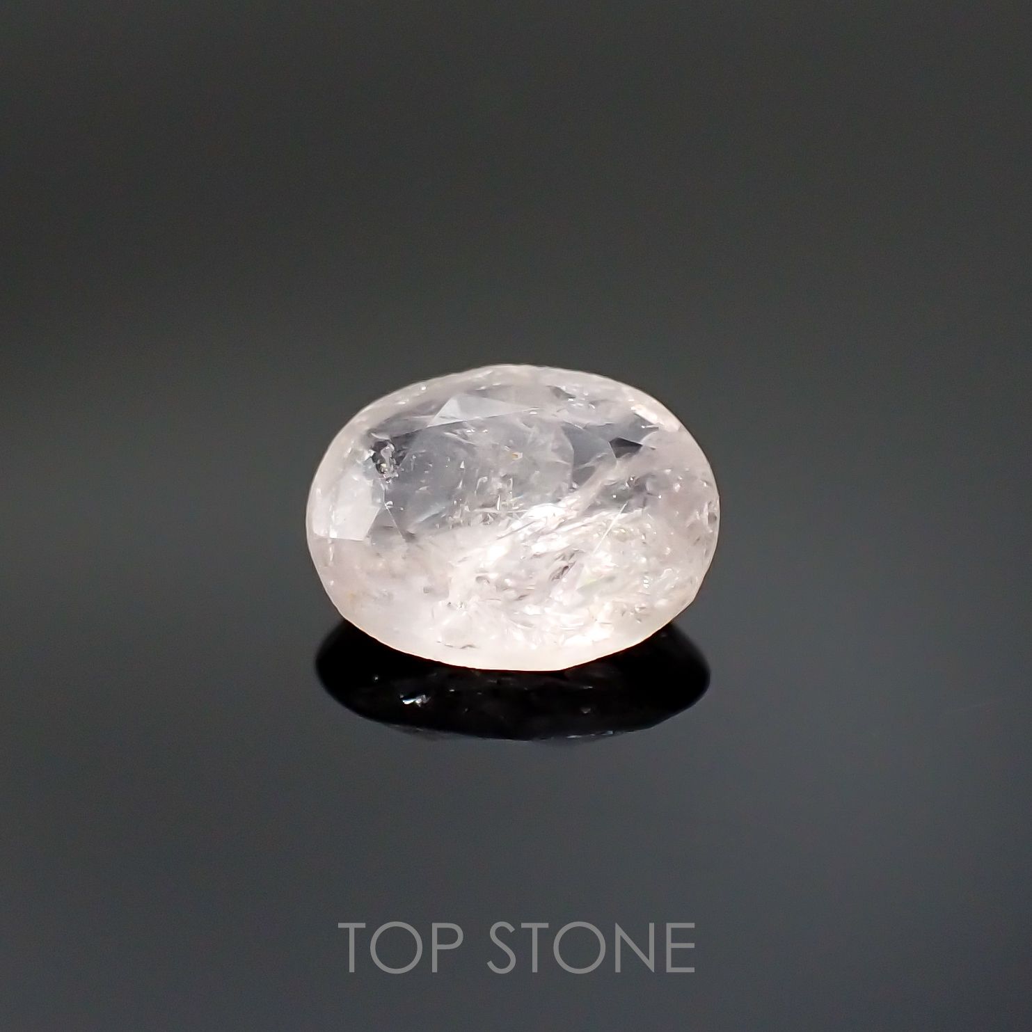 ターフェアイト(宝石名ターフェアイト) スリランカ産 0.895ct ソ付(彩珠)[19111861]6.9×5.7mm前後