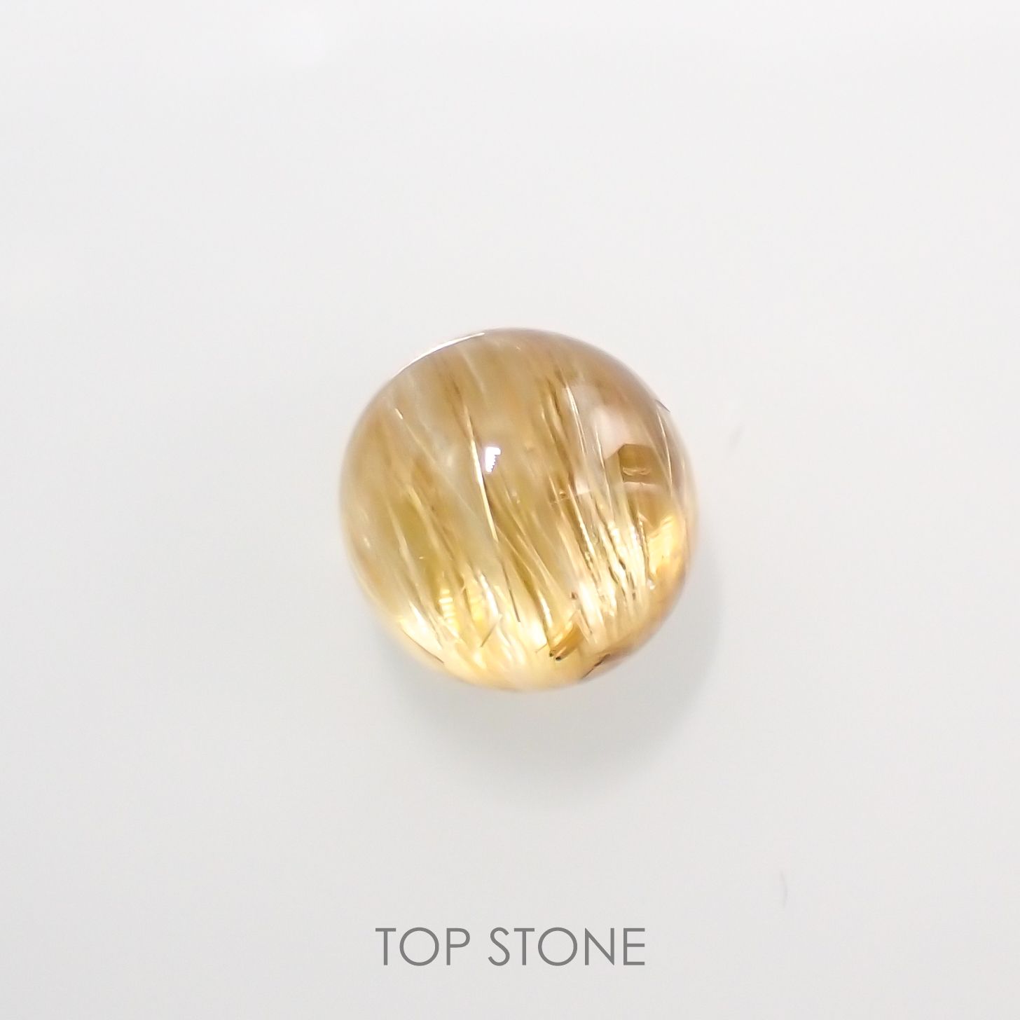 ルチルクォーツ(宝石名ルチルレイテッド・クォーツ) ブラジル産 2.52ct 識別済[211013310]7.6×7.4mm前後