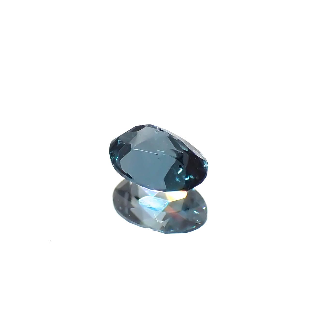 カラーチェンジガーネット アレキタイプ マダガスカル・ベキリー産 0.19ct[231224761]4x2.9mm前後