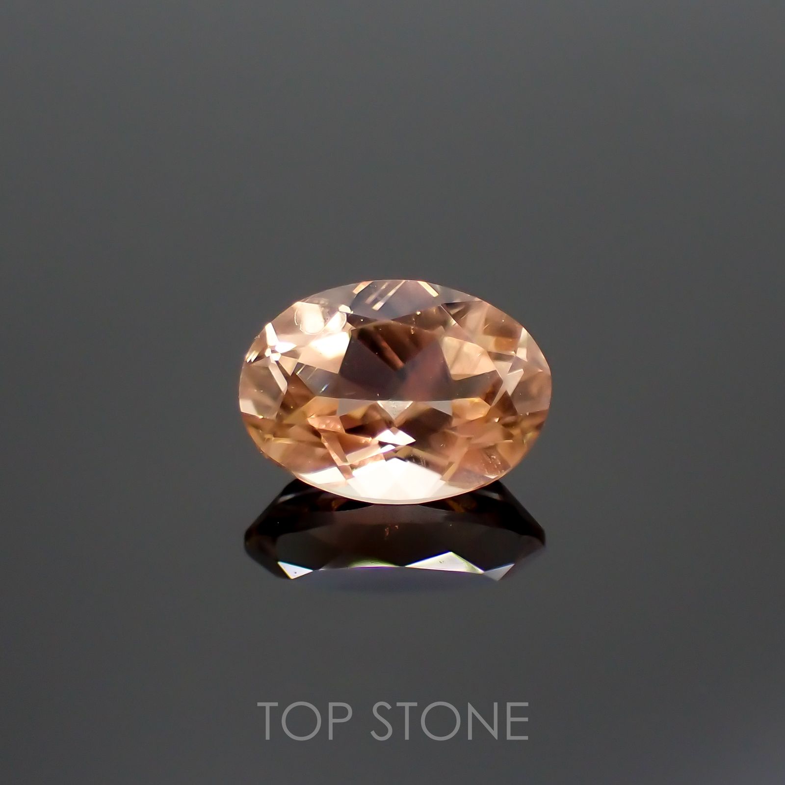 オレゴンサンストーン(宝石名ラブラドライト) アメリカ・オレゴン州産 0.89ct 識別済[21018887]7.4×5.4mm前後