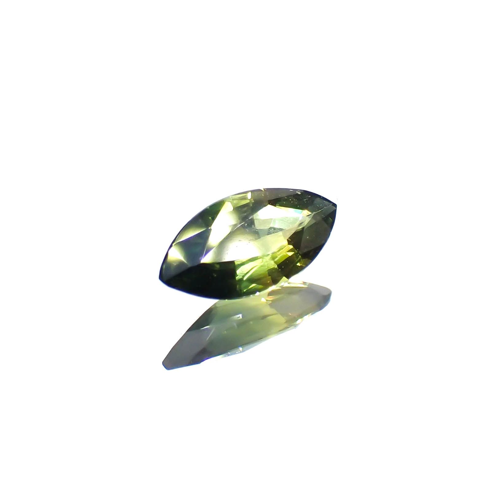 バイカラーサファイア(宝石名サファイア)マダガスカル/オーストラリア産 0.53ct 識別済[250114844]7.9x3.9mm前後