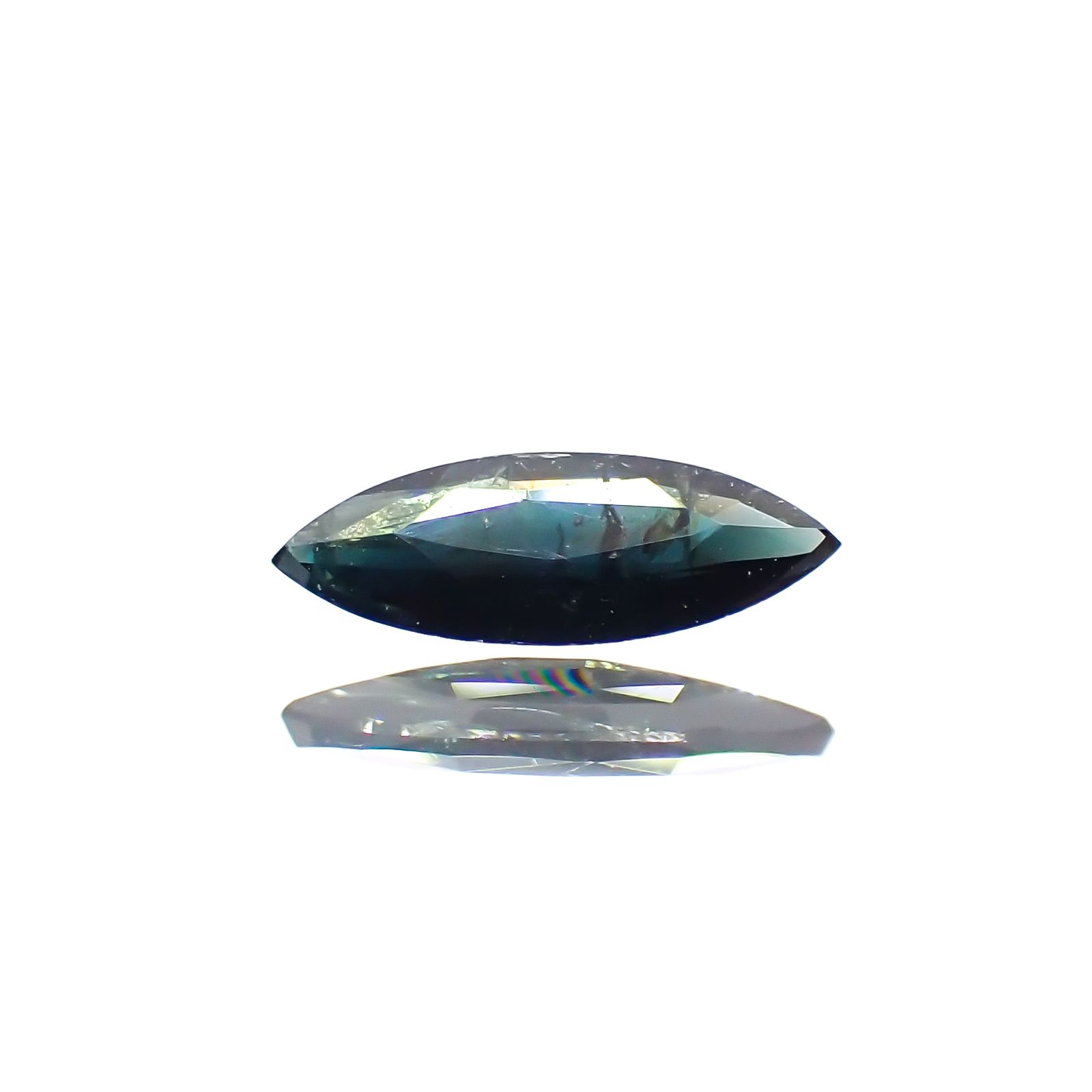 マダガスカル産　Serendibite セレンディバイト　原石 セレンディバイト (Serendibite) - Crystal-Treasure.com