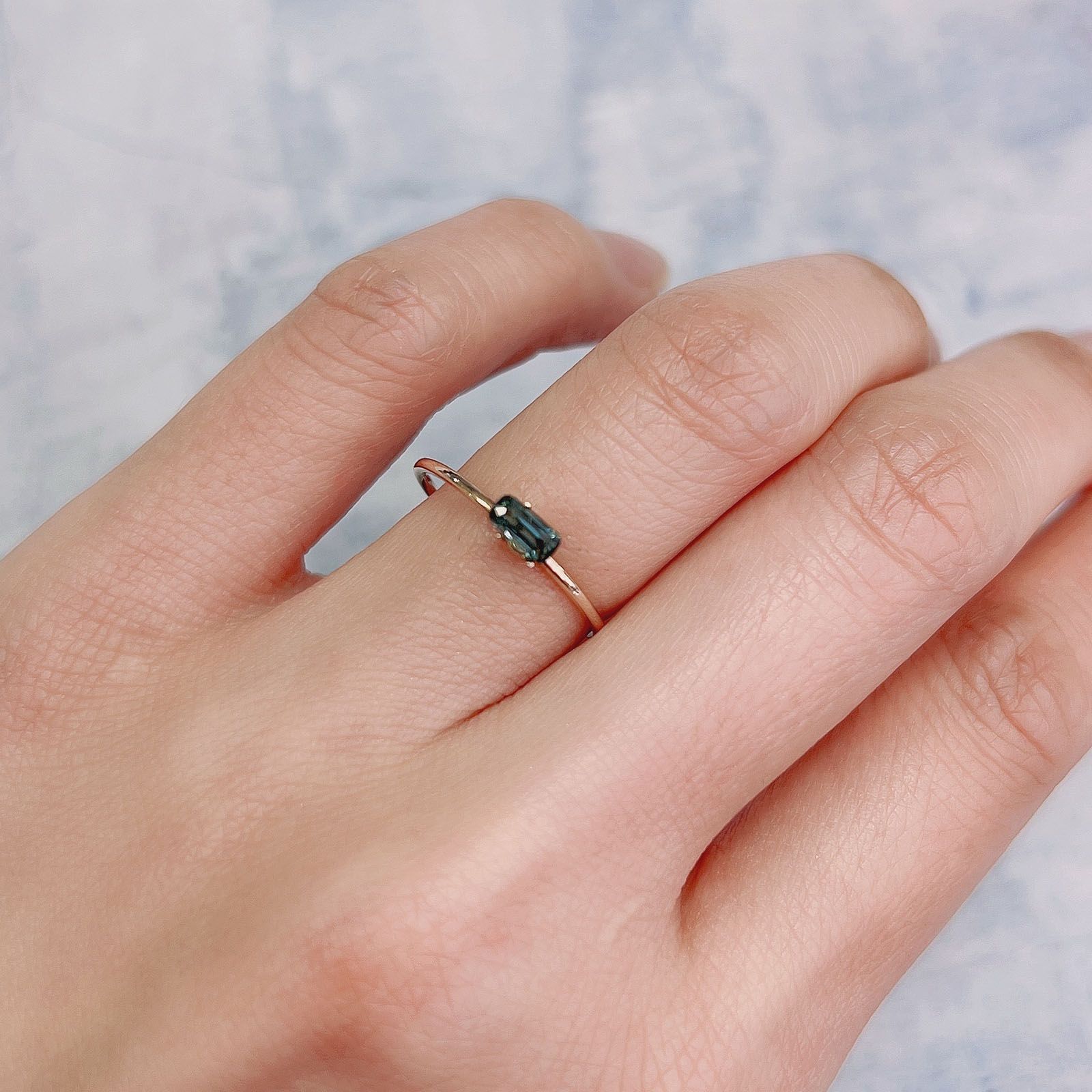 サファリン(宝石名サファリン) スリランカ産 0.22ct 識別済[210712153]5.1×2.5mm前後