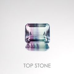 バイカラーフローライト ブラジル産 ルース 4.24ct[21028518]10.1×8.2mm前後