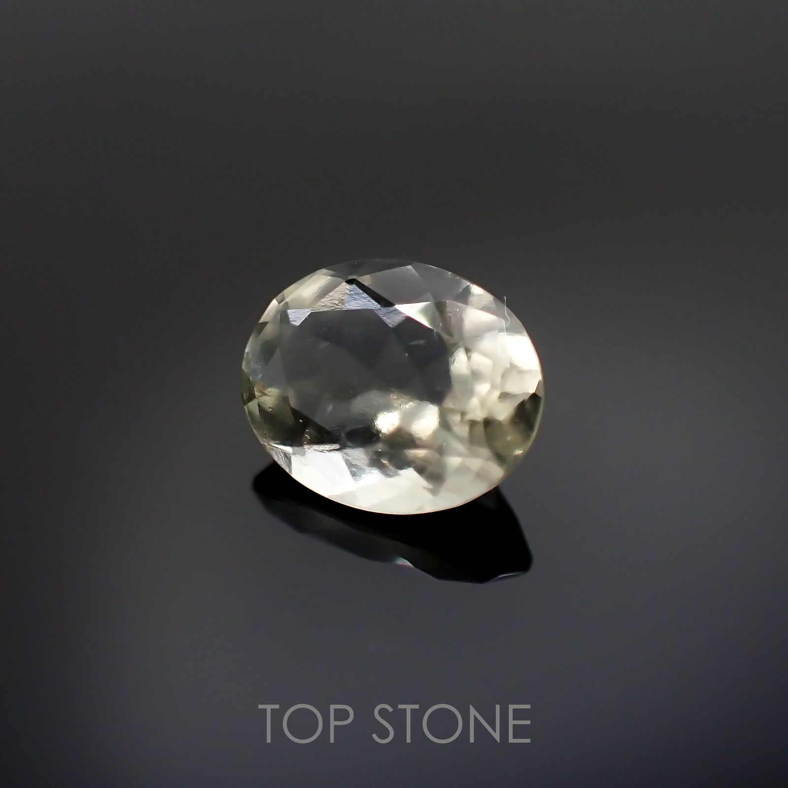 リビアングラス(宝石名インパクトガラス(衝撃溶融ガラス))エジプト・リビア砂漠産 1.84ct 識別済[211213791]10x7.9mm前後
