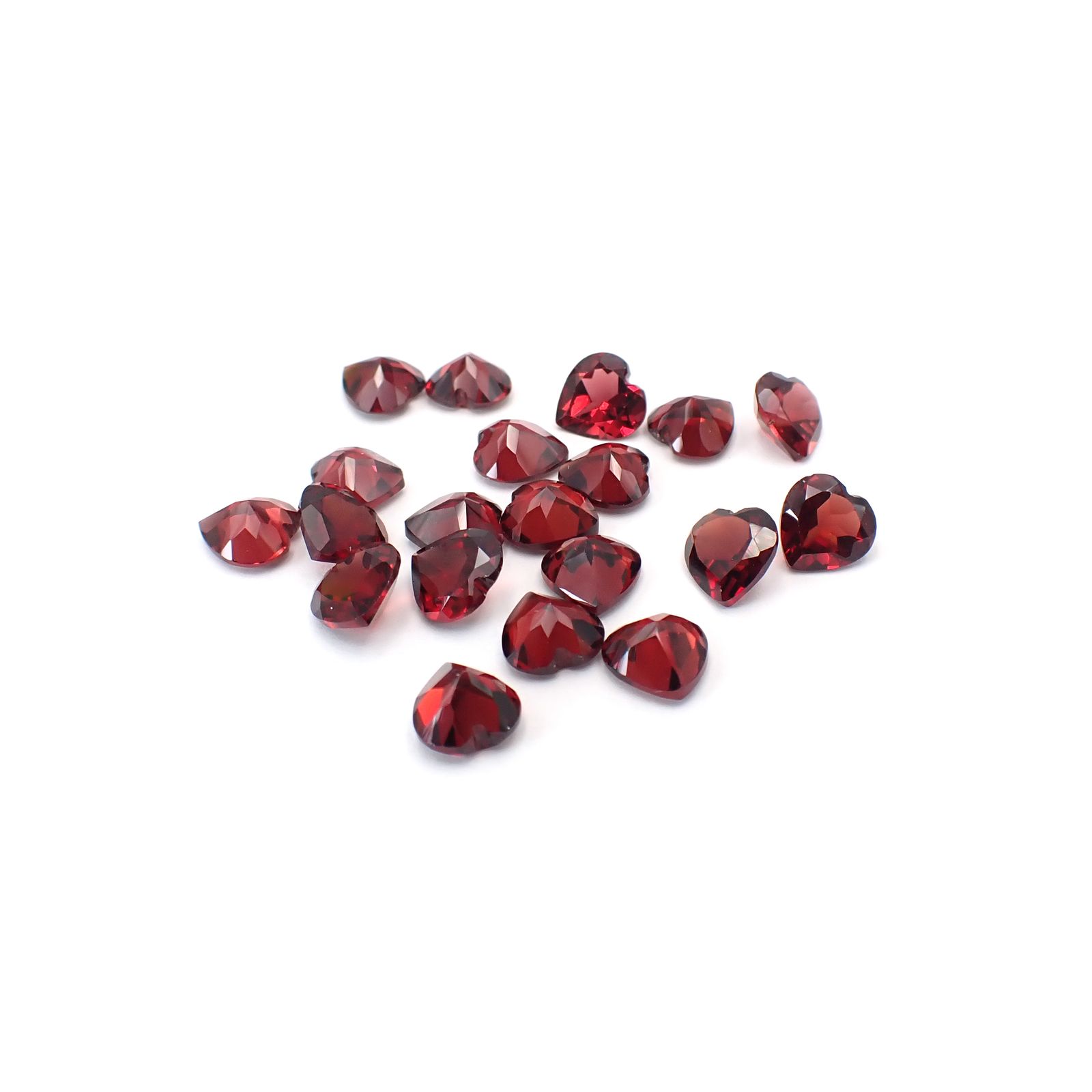 ◇ランダムセレクト◇パイロープアルマンディンガーネット モザンビーク産 約0.89ct / 6x6mm前後 [260532211]