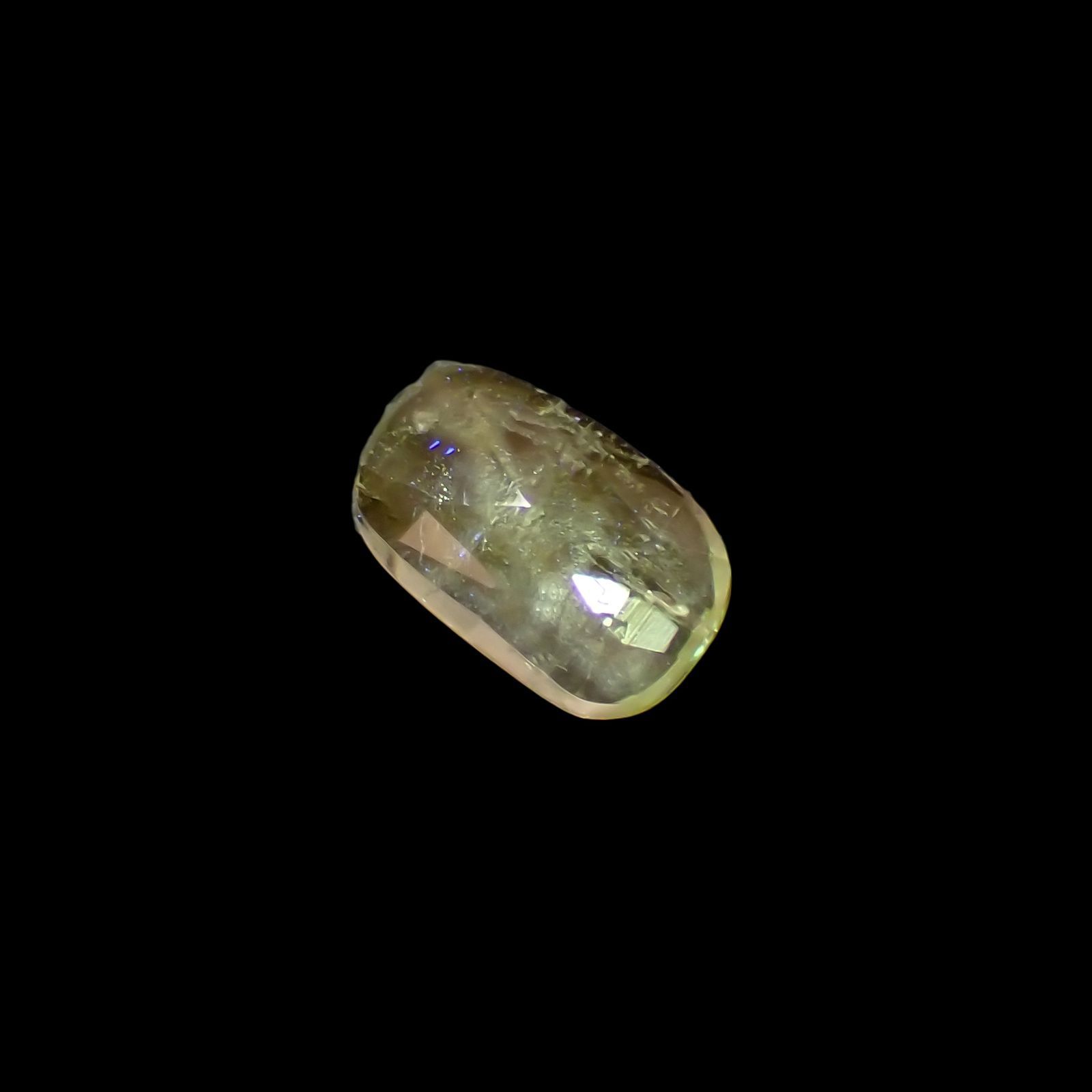 ◇ローズカット◇バナジウムコーネルピン(宝石名コーネルピン)タンザニア・タンガ州産 0.84ct 識別済[220115556]6.9x4.3mm前後