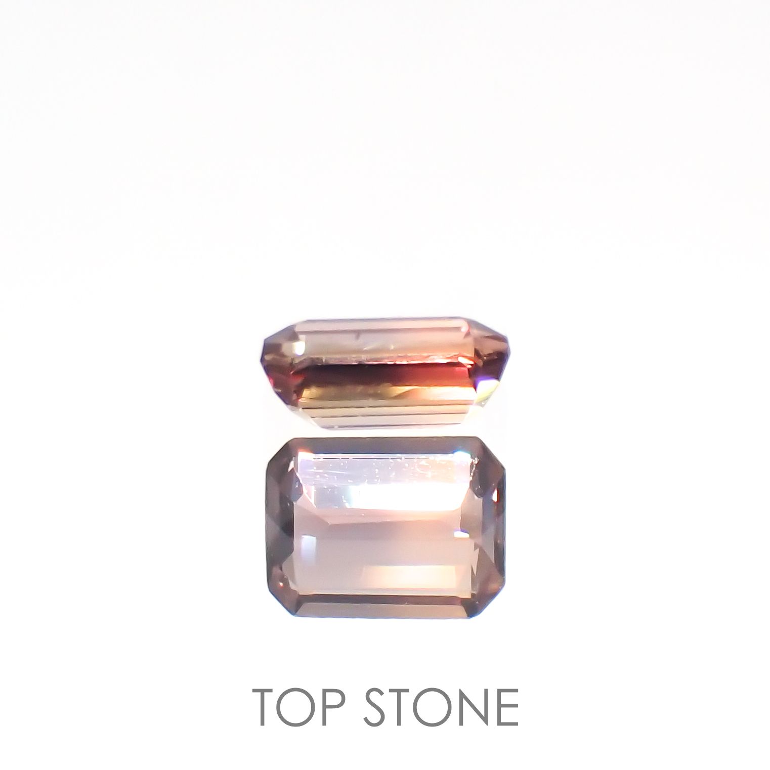 バイカラーサファイア(宝石名バイカラー・サファイア) マダガスカル/タンザニア産 0.24ct 識別済[210912491]4×2.9mm前後
