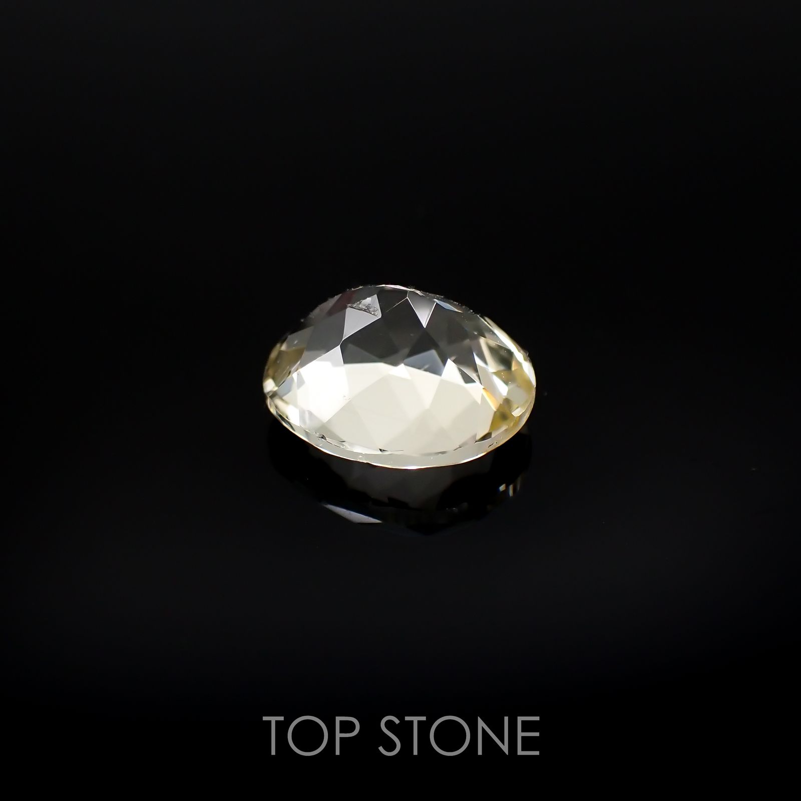 イエロースキャポライト(宝石名イエロー・スキャポライト)ブラジル・ミナスジェライス州産 1.86ct 識別済[220918020]8.7x7.6mm前後