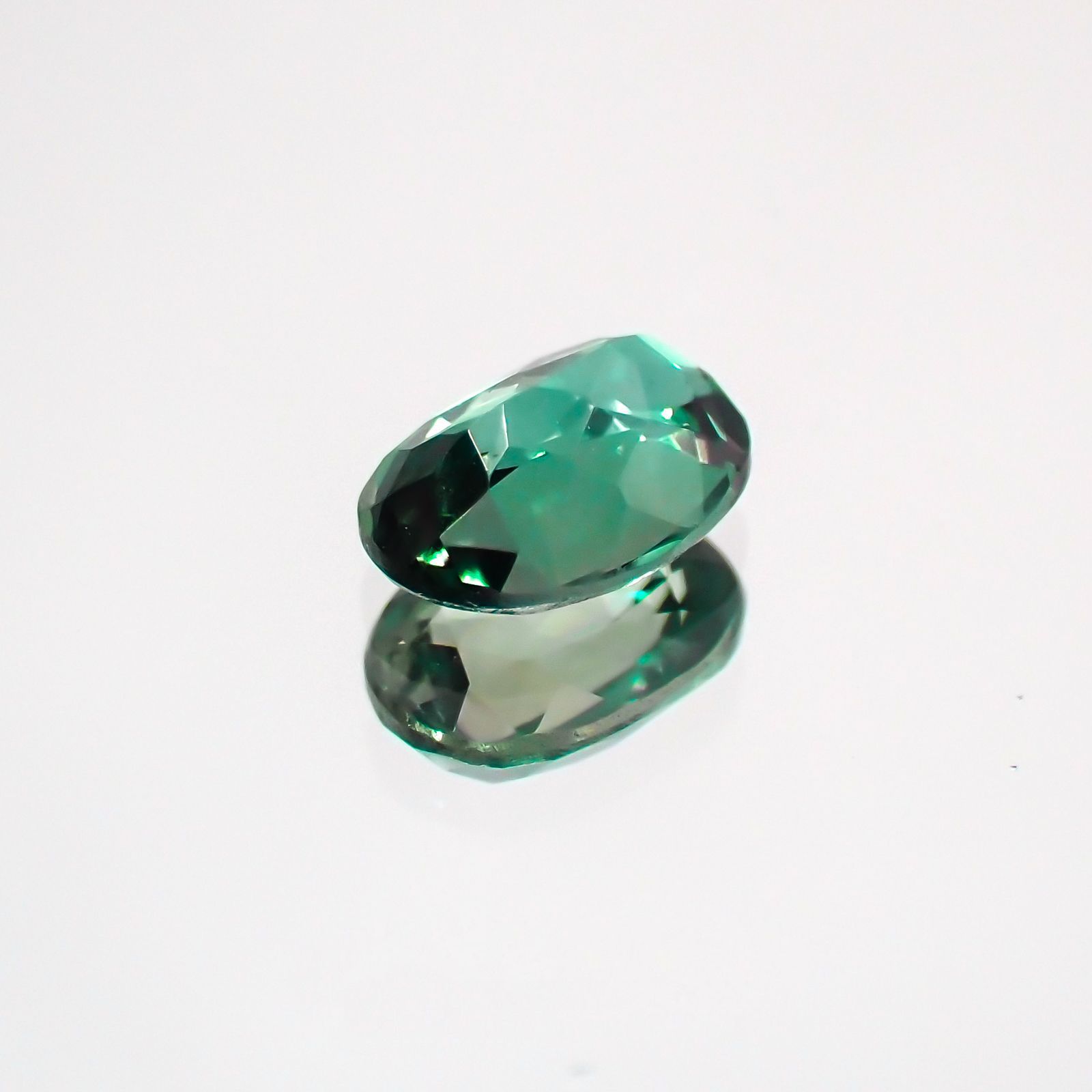 アレキサンドライト ブラジル産 ルース 0.44ct[210310316]5.4×3.8mm前後