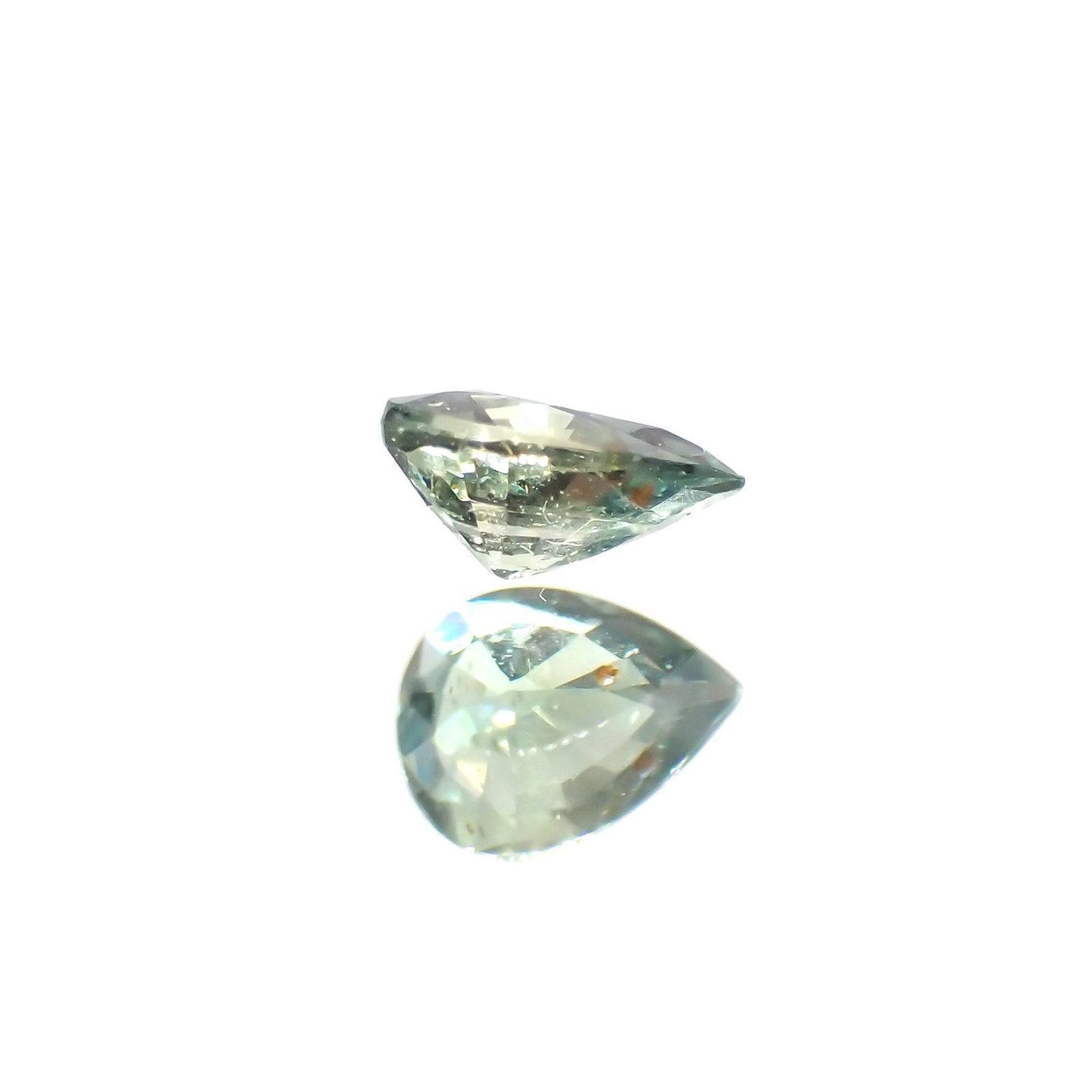 グリーンクリソベリル(宝石名クリソベリル)スリランカ/マダガスカル産 識別済 0.24ct / 4.5x3.4mm前後 [260514479]