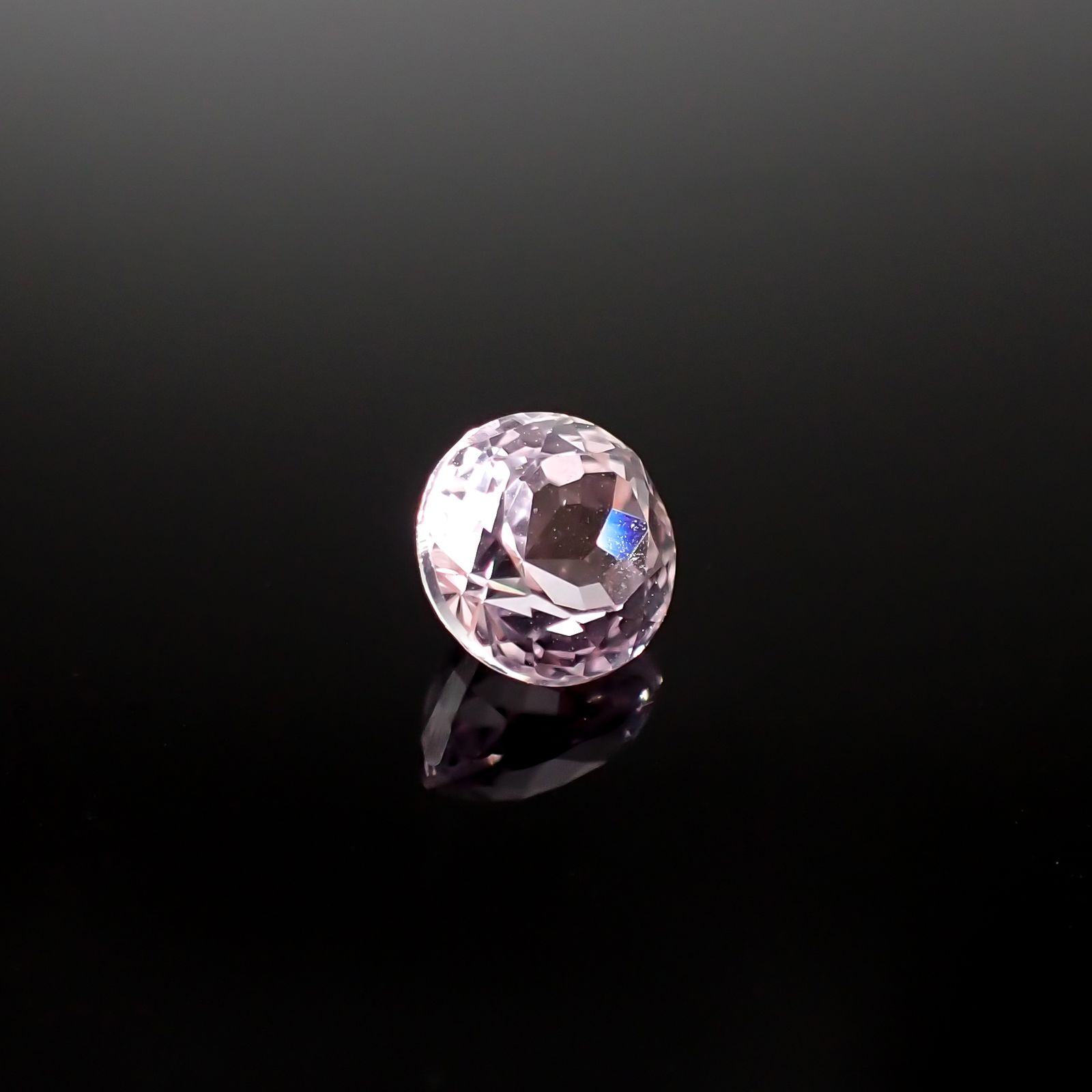 クンツァイト アフガニスタン産 1.15ct[240125352]6.3x6.3mm前後