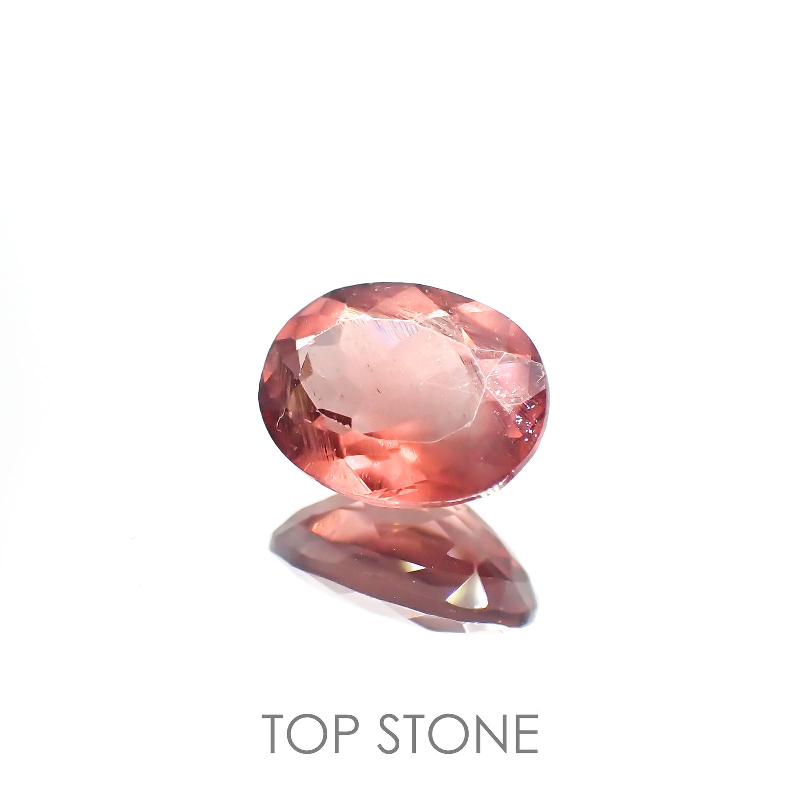 ピンクアパタイト(宝石名アパタイト) ブラジル産 1.53ct 識別済[210913009]8.4×6.3mm前後
