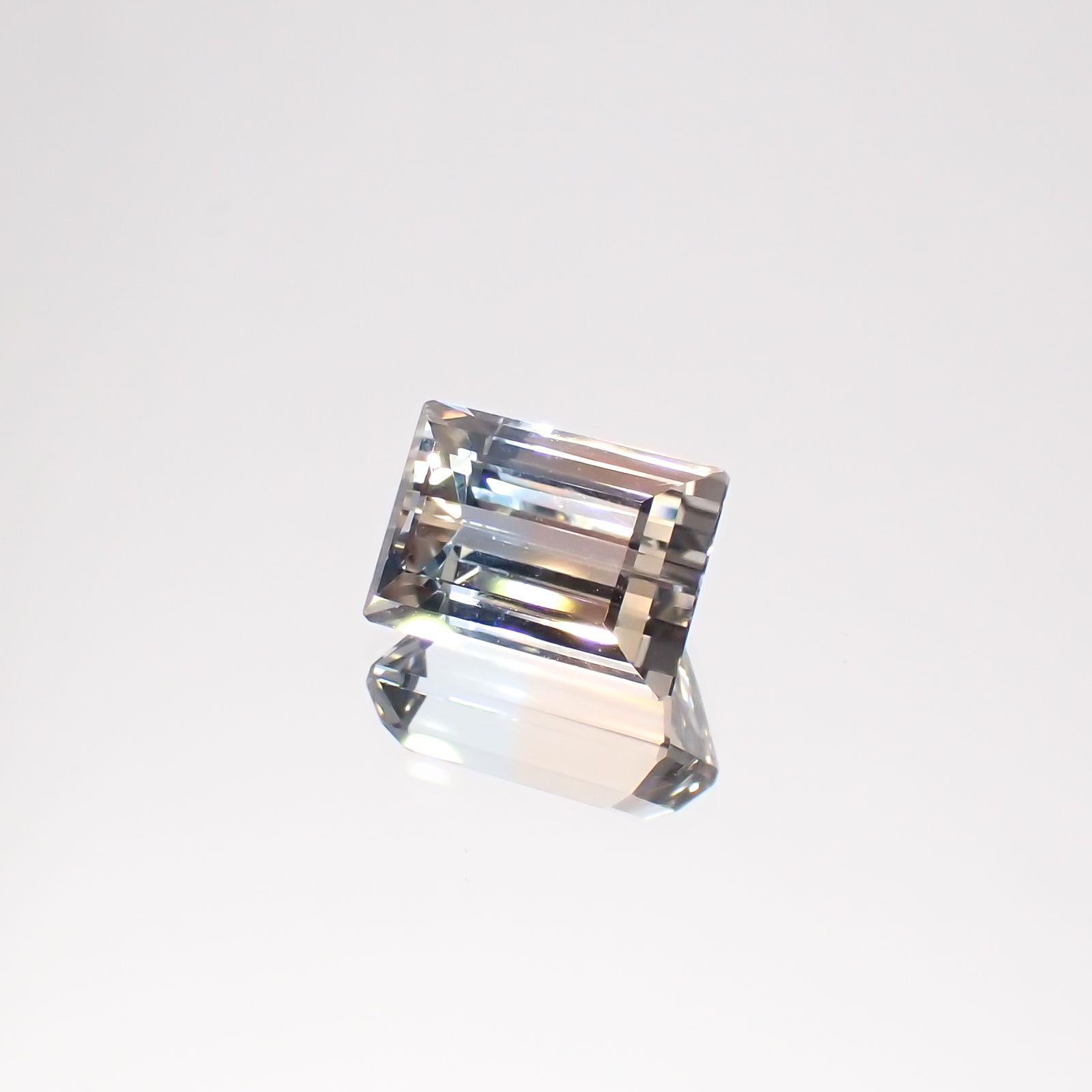 バイカラートパーズ ウクライナ産 4.41ct[231224893]9.7x7mm前後