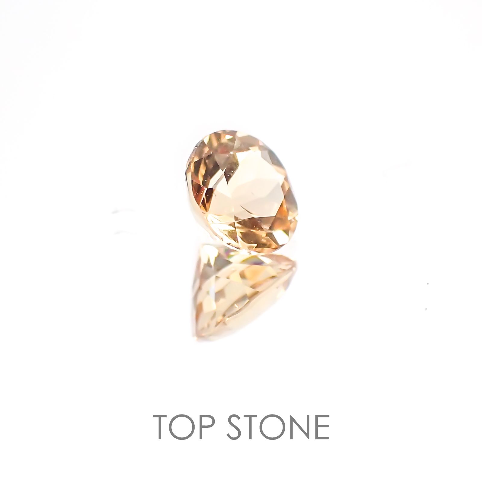 インペリアルトパーズ ブラジル産 ルース 0.55ct[20117858]4.9×4.9mm前後