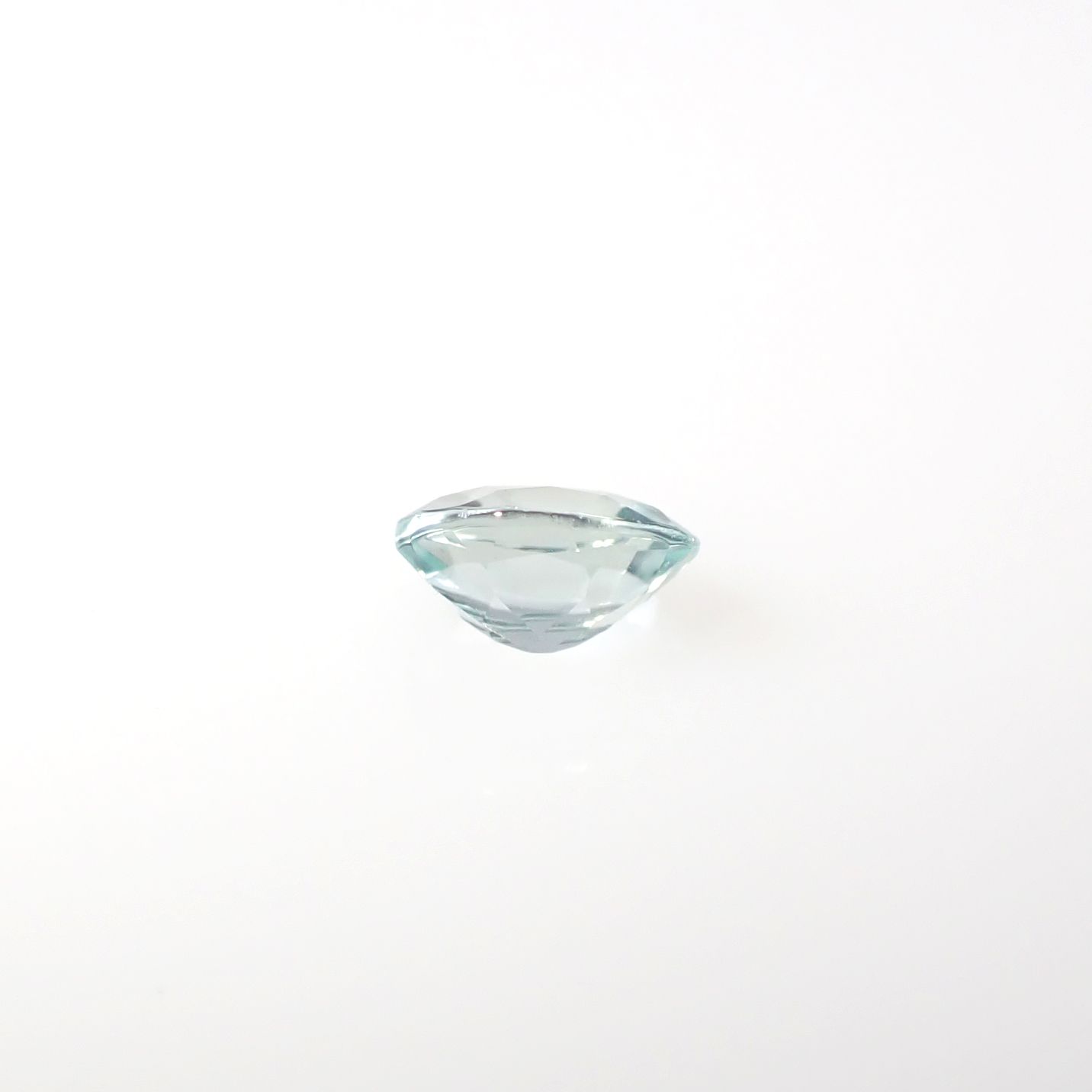モンテブラサイト(宝石名モンテブラサイト)マダガスカル産 0.35ct 識別済[241229662]5.1x4.1mm前後