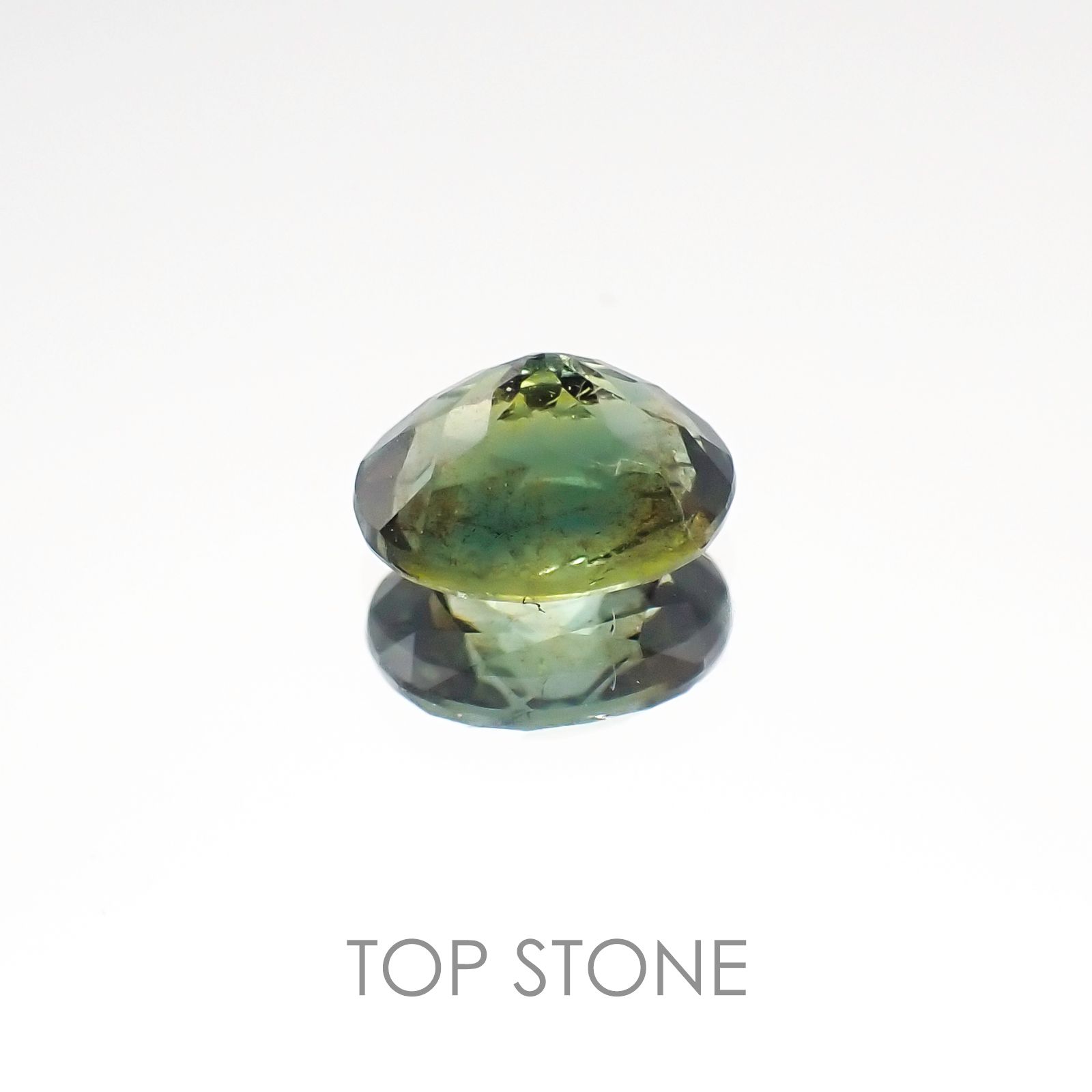 ゴールドシーンサファイア 非加熱(宝石名シーン・サファイア) ケニア産 0.797ct ソ付(彩珠)[20117120]6×4.7mm前後