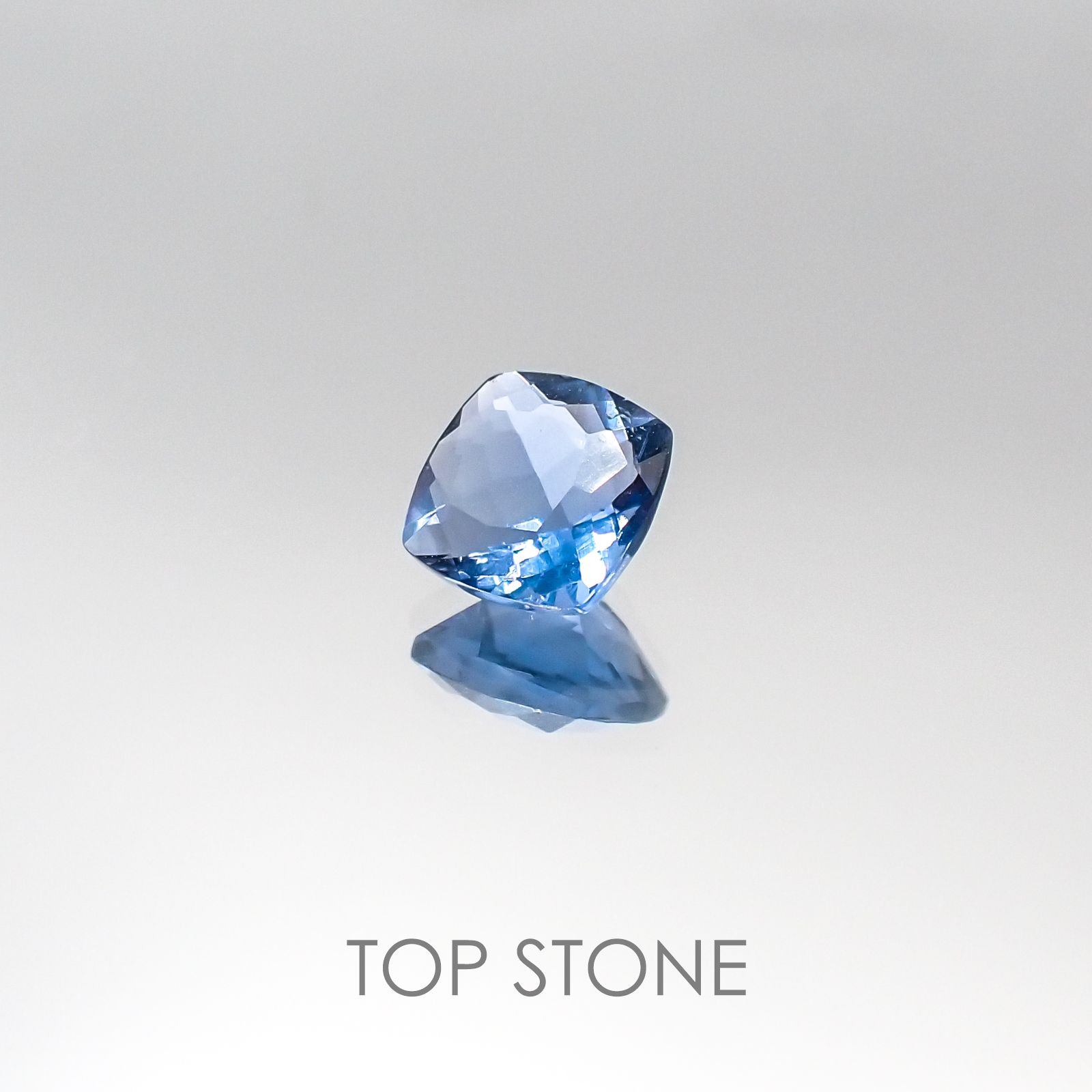 カラーチェンジフローライト ブラジル産 ルース 1.06ct[20095833]6×6mm前後
