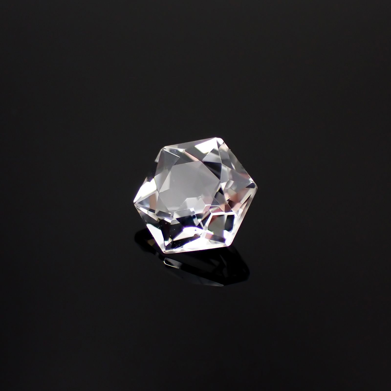 ◇ヘキサゴンカット◇ホワイトトパーズ ブラジル産 1.68ct[221119158