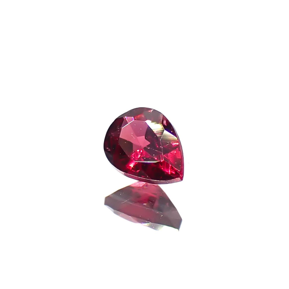 レッドスピネル ビルマ産 0.16ct[240728581]3.9x2.9mm前後