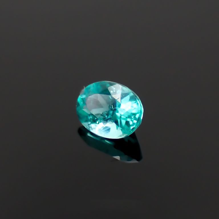 パライバトルマリン ブラジル産 0.068ct[230220474]3x2.2mm前後