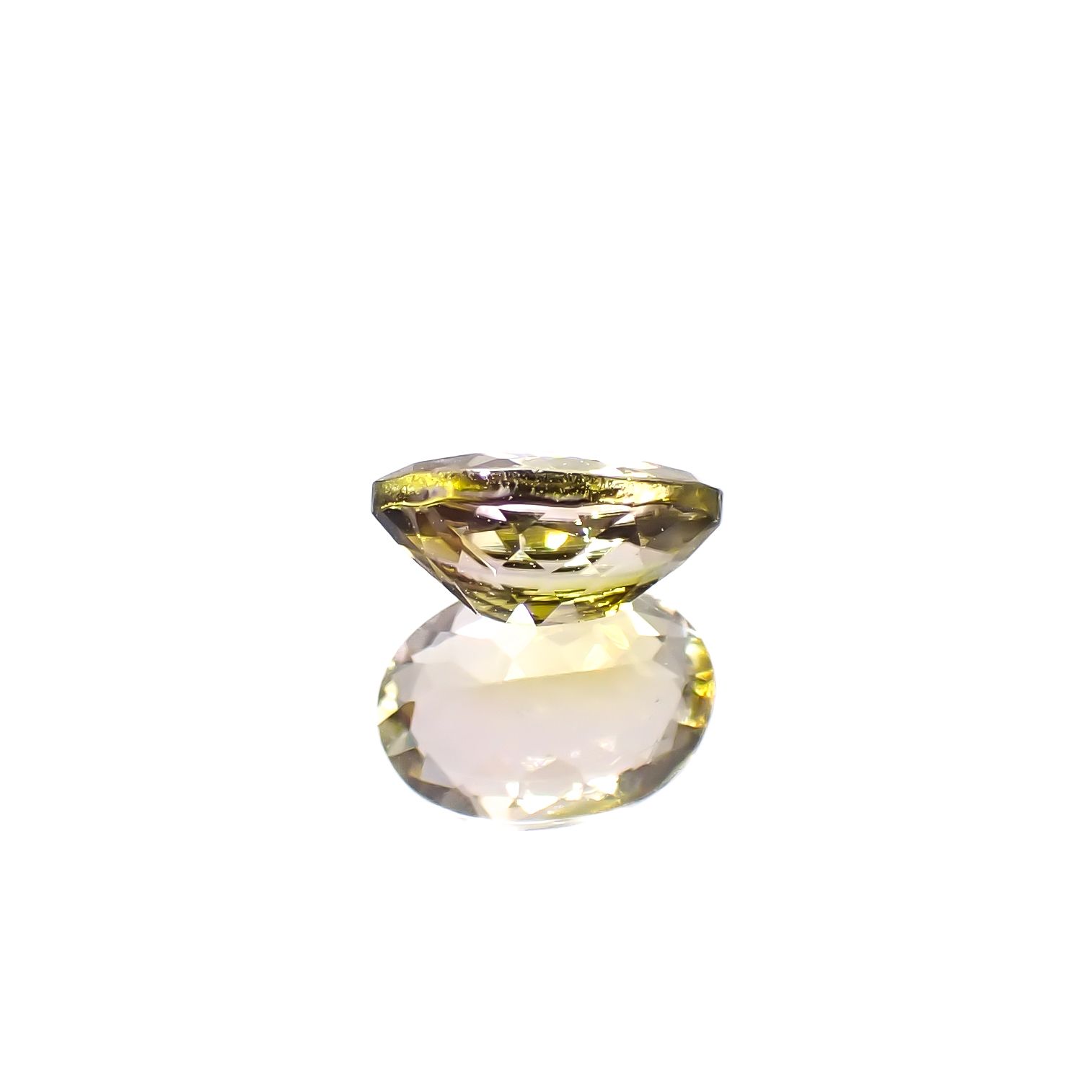 イエロートルマリン ブラジル産 0.78ct[240929019]7x5.1mm前後