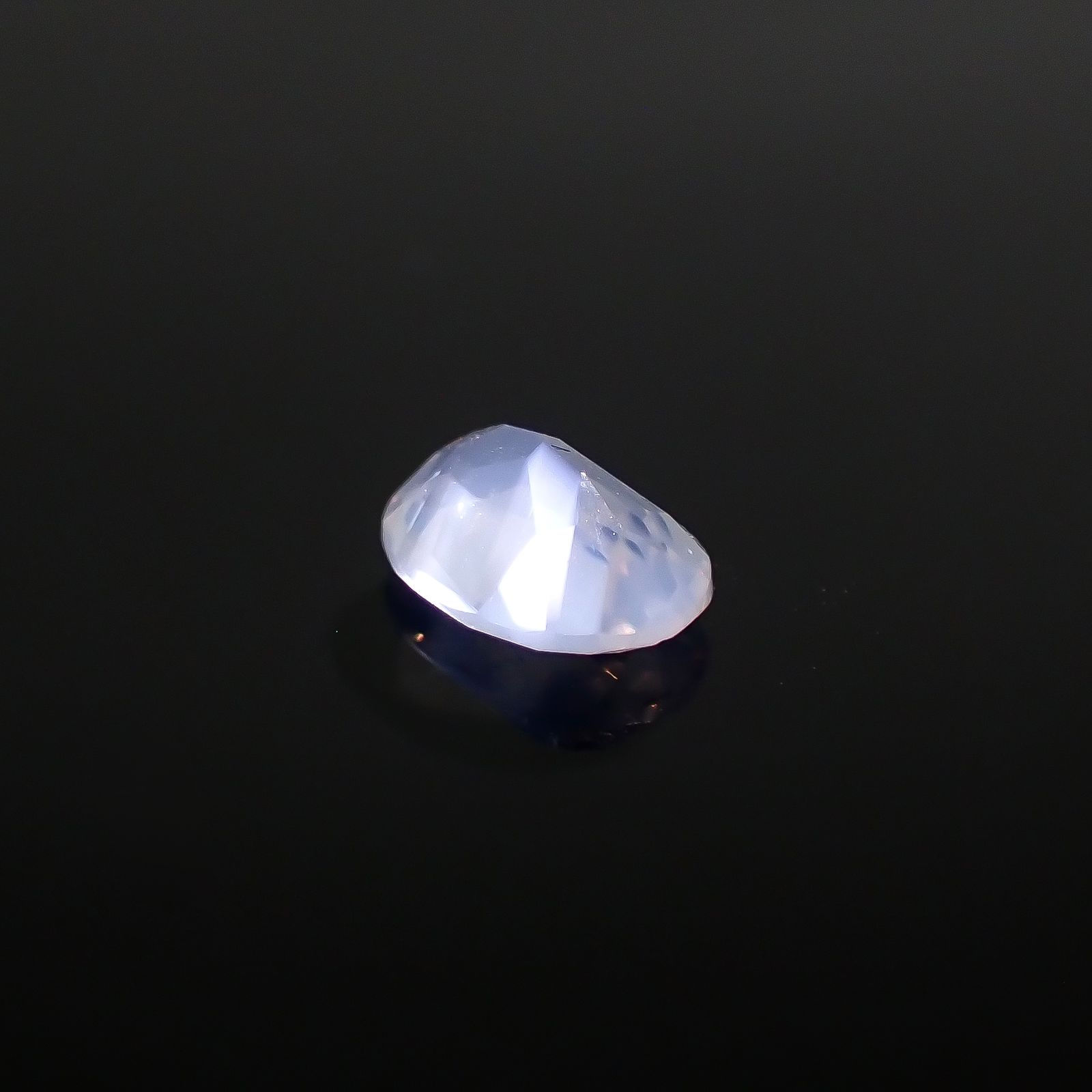 ムーンストーン(宝石名オーソクレース)インド/スリランカ産 0.61ct 識別済[240527728]7x5mm前後
