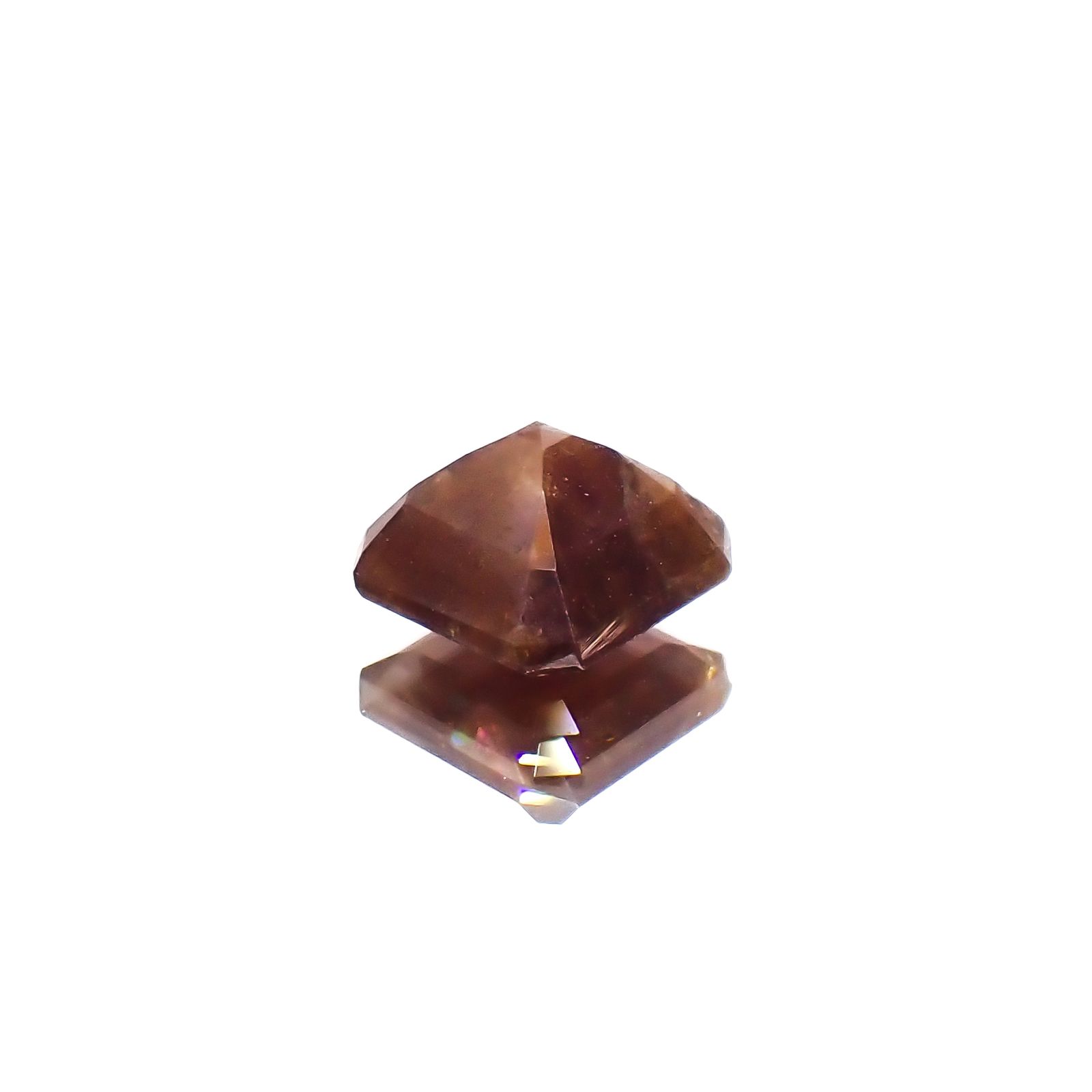 レインボーガーネット 日本・奈良県産 1.71ct[231023638]6.4x6.3mm前後