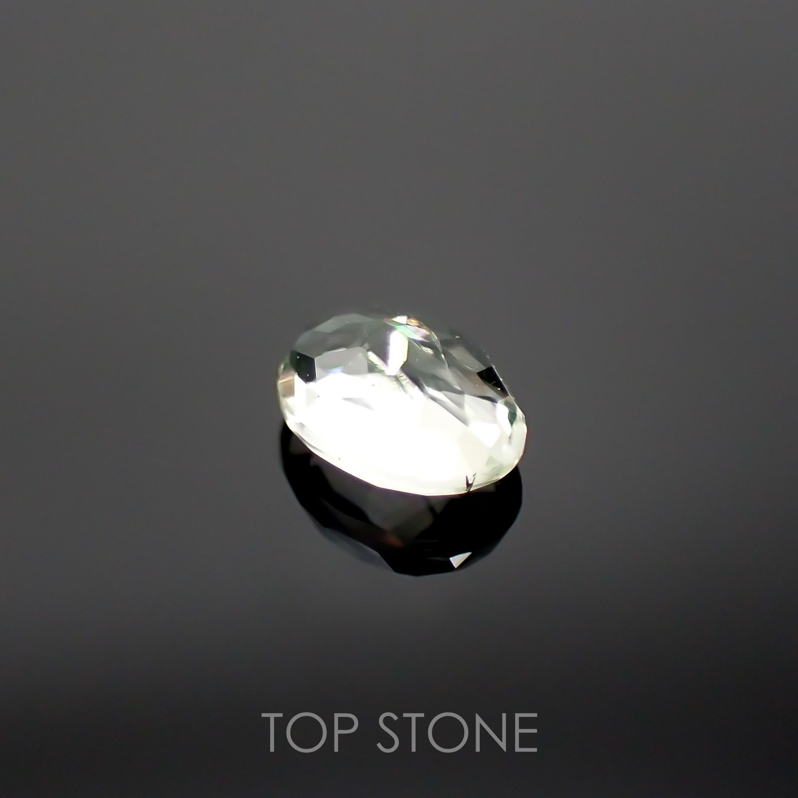 ハイアライトオパール(宝石名オパール) メキシコ産 0.171ct ソ付(彩珠)[210711160]4.4×3.1mm前後