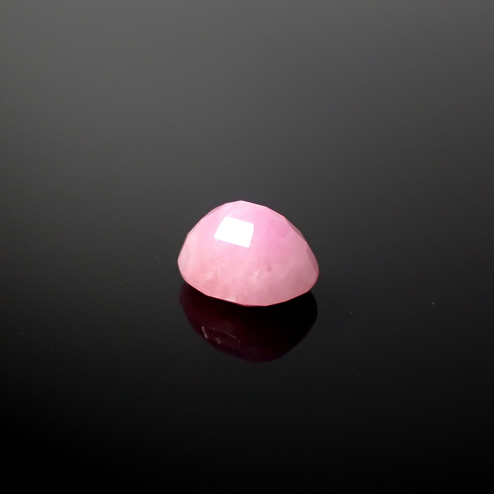 ピンクドロマイト(宝石名ピンク・ドロマイト)マダガスカル産 2.319ct ソ付(日独)[250630568]8.79x7.48mm前後