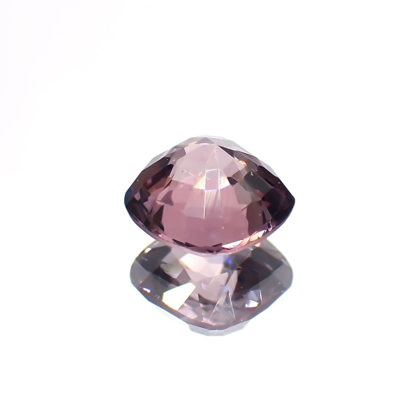 パープルスピネル(宝石名スピネル)ビルマ産 1.41ct 識別済[231124302]6.7x6.5mm前後