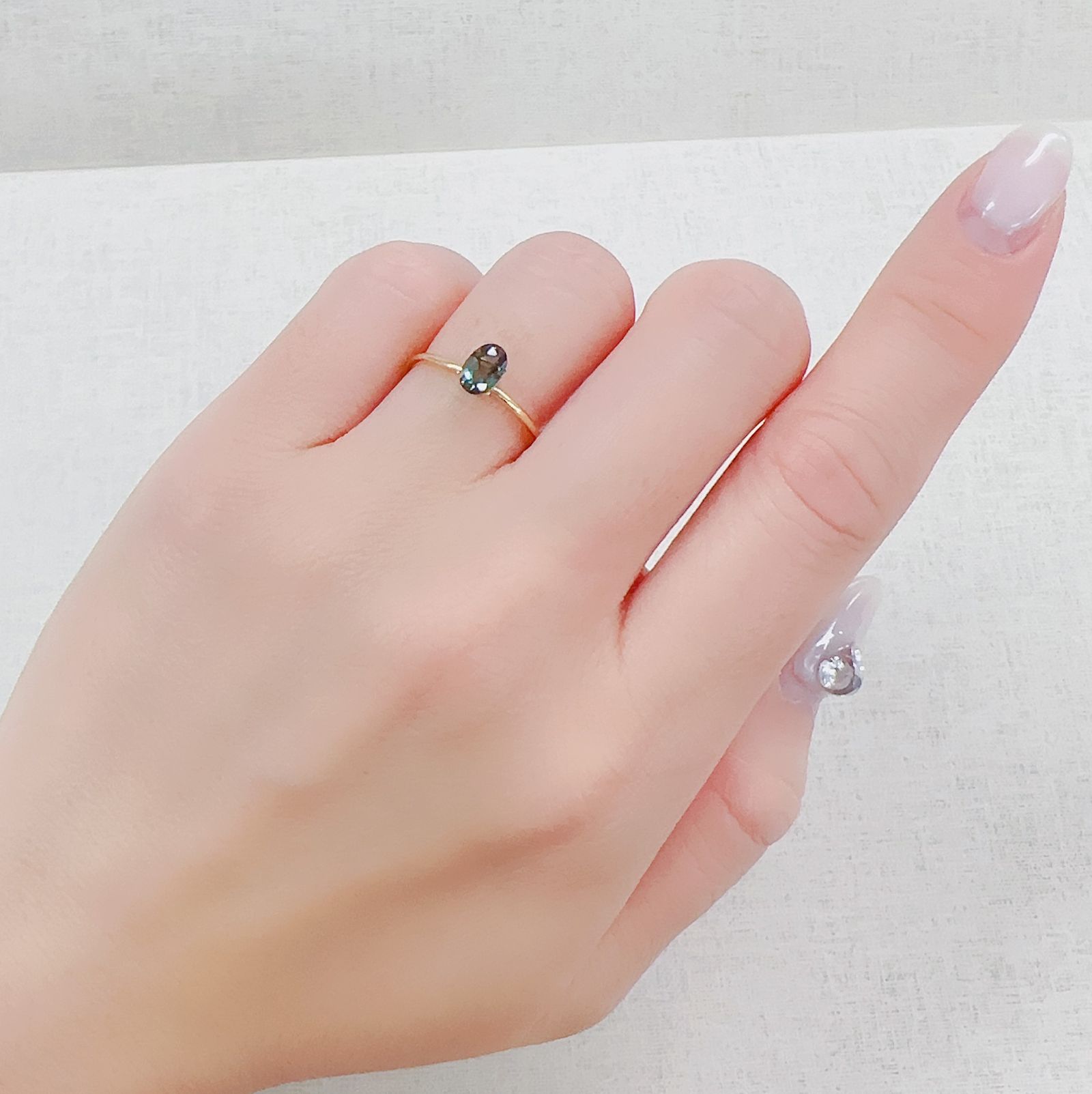 カラーチェンジアンデシン モンゴル産 0.42ct[230421472]6x3.9mm前後