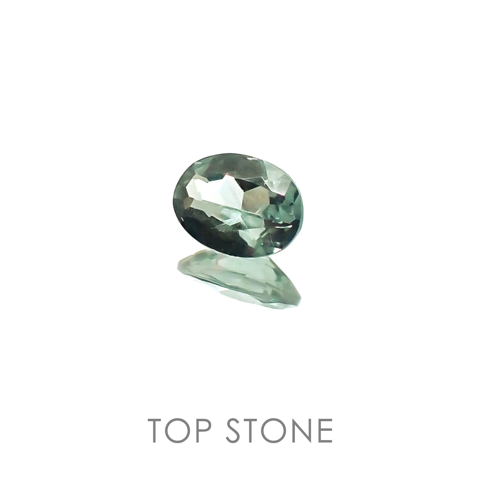 カラーチェンジガーネット タンザニア産 ルース 0.16ct[20095894]4×3mm前後