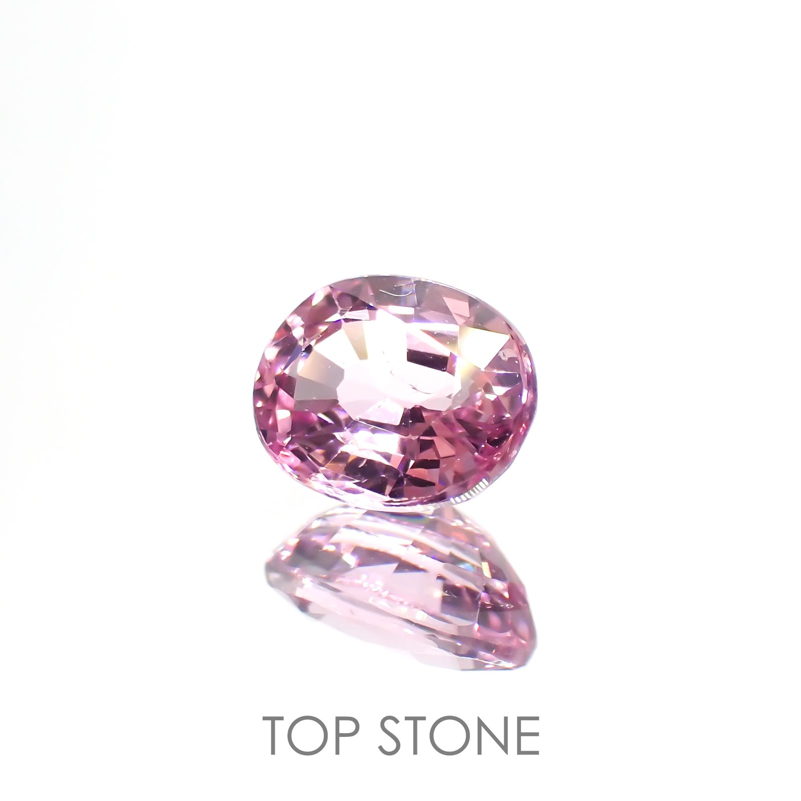 ピンクスピネル(宝石名ピンク・スピネル)タンザニア産 1.072ct ソ付(彩珠)[220817265]6.7x5.4mm前後