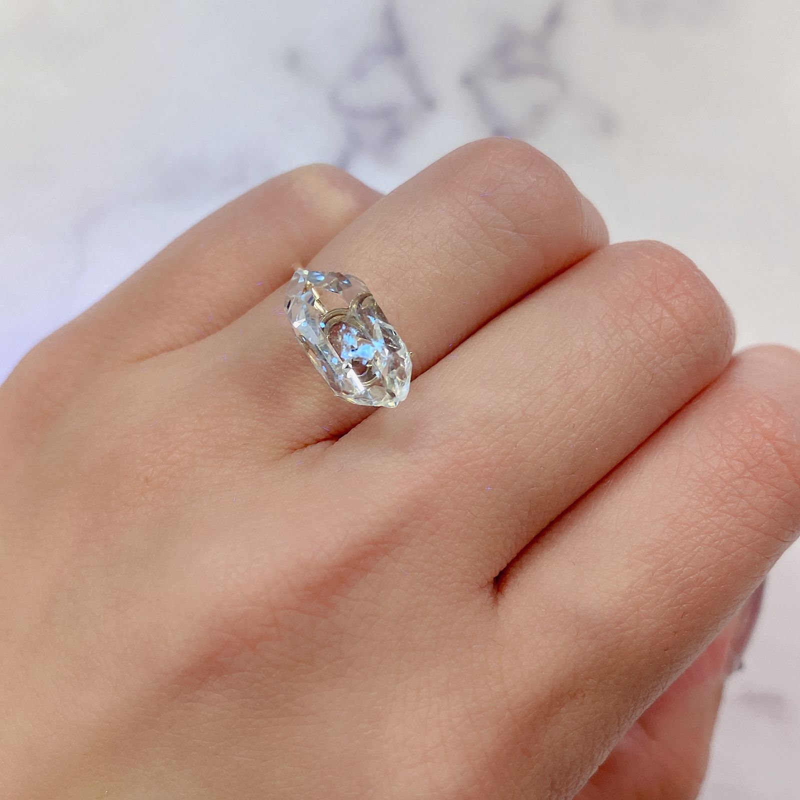 オイルインクォーツ原石 パキスタン産 5.02ct[210811435]13.6×8.5mm前後