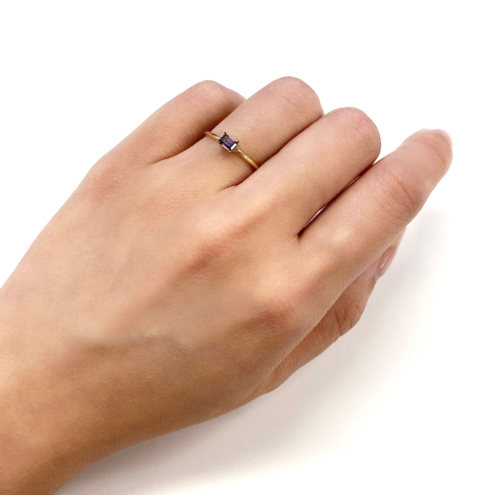 バイカラーサファイア(宝石名バイカラー・サファイア) タンザニア産 0.23ct 識別済[21069755]4×2.8mm前後