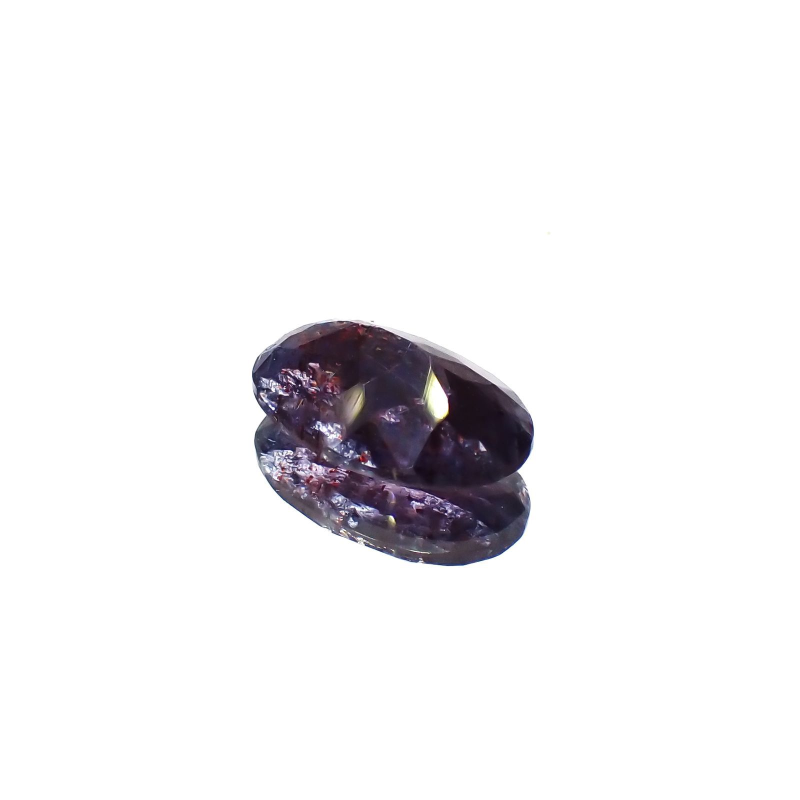 ブラッドショットアイオライト インド産 1.71ct[221219652]10.8x7mm前後