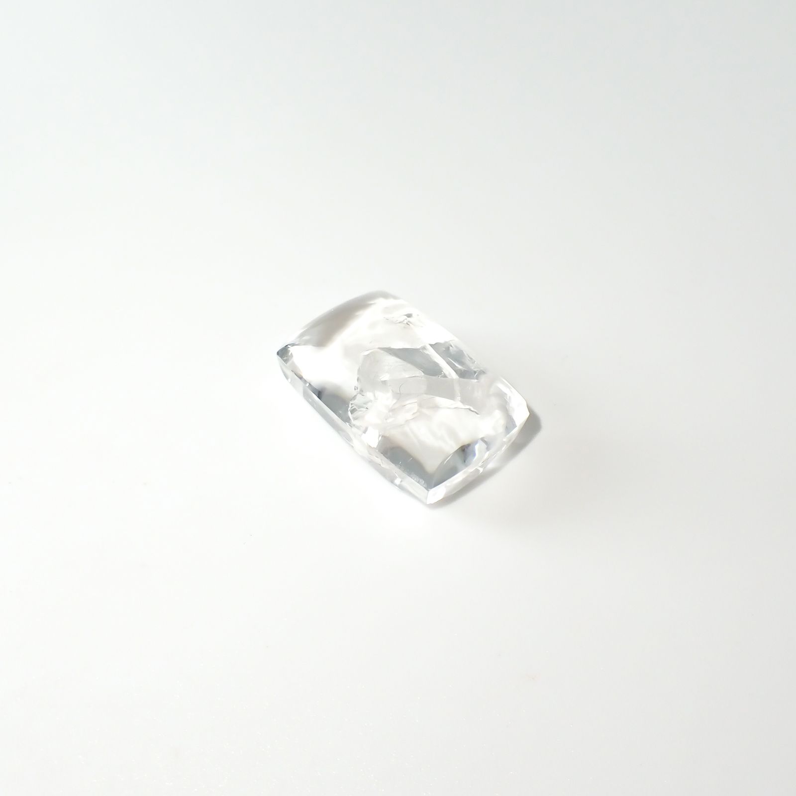 マニフェストインクォーツ ブラジル産 15.22ct[240125658]17.6x11.9mm前後
